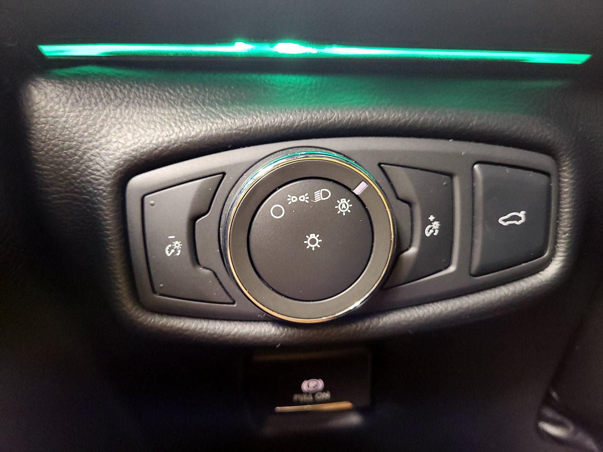 Thumbnail: 2017 Lincoln MKZ - 13