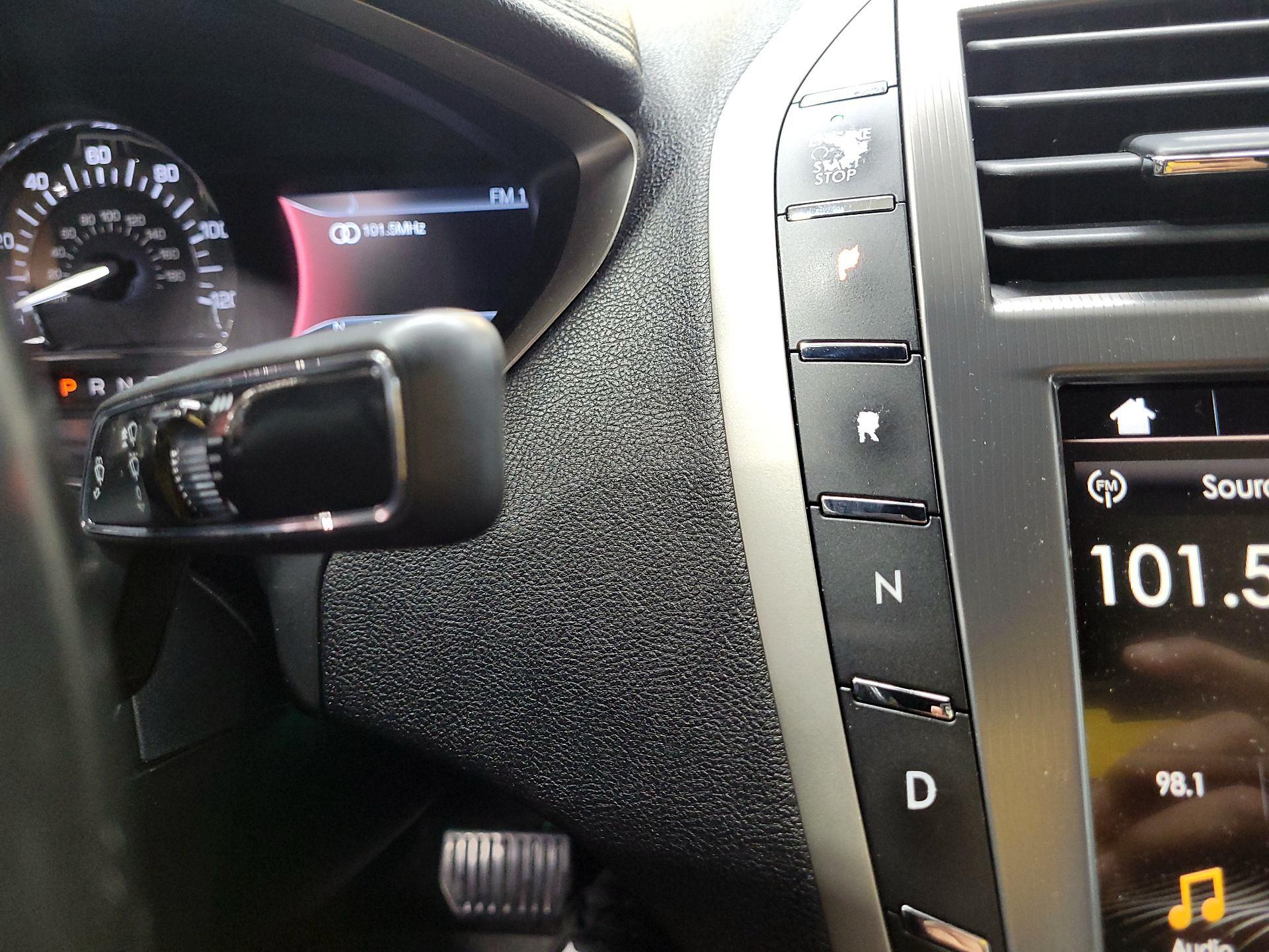 Thumbnail: 2017 Lincoln MKZ - 17