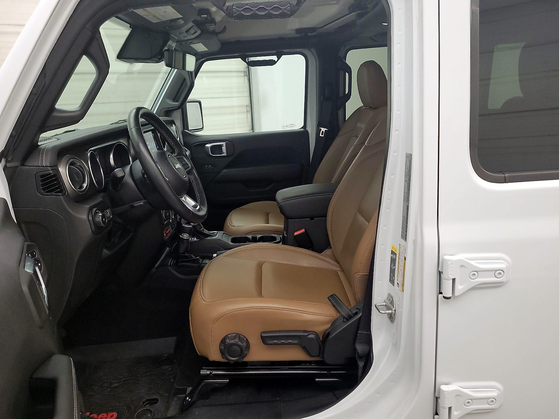 Thumbnail: 2022 Jeep Wrangler - 11