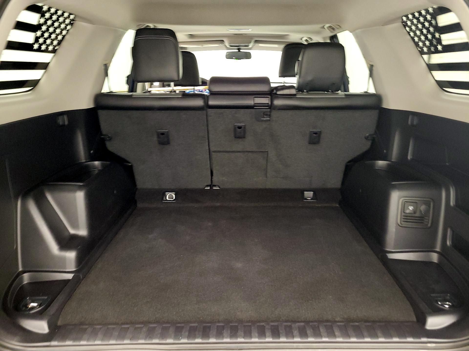 Thumbnail: 2019 Toyota 4Runner - 16