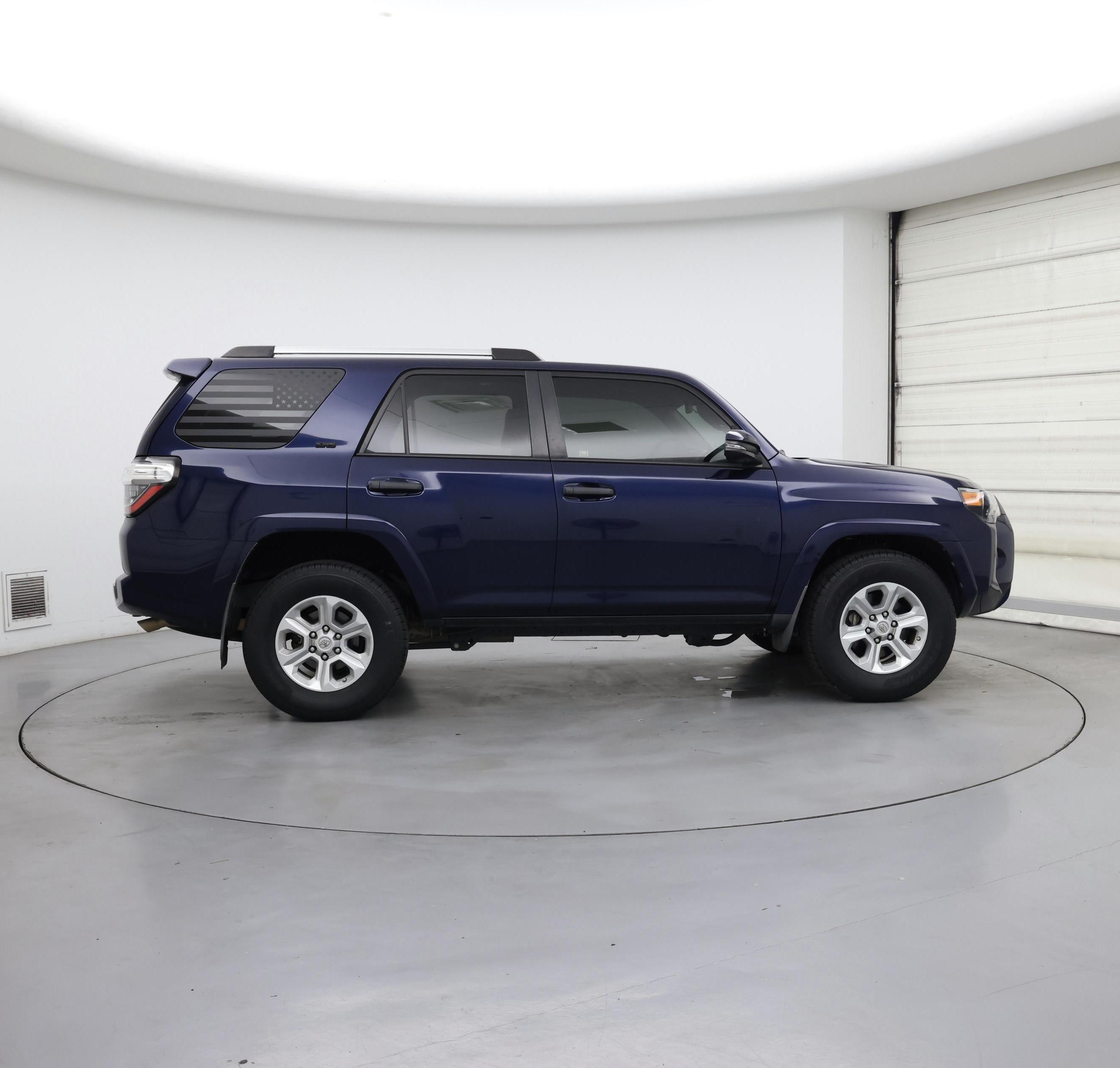 Thumbnail: 2019 Toyota 4Runner - 7