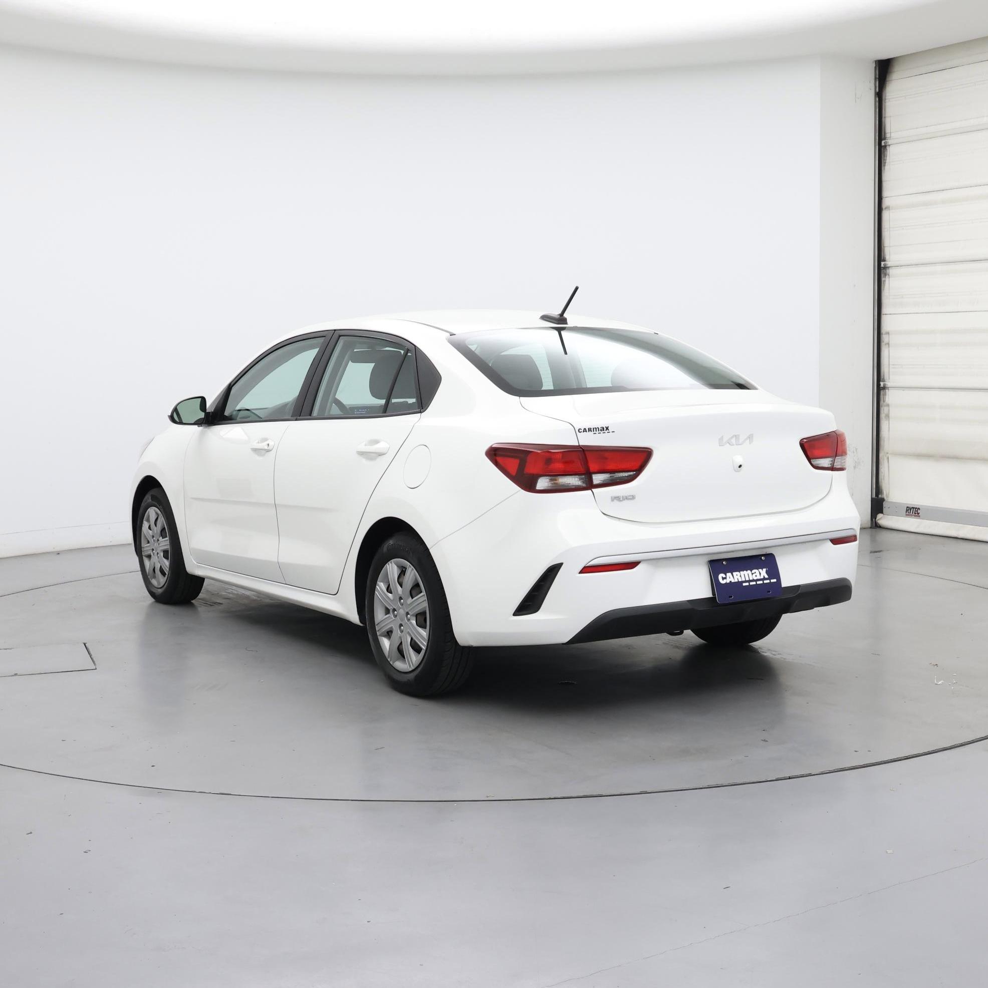 Thumbnail: 2022 Kia Rio - 2