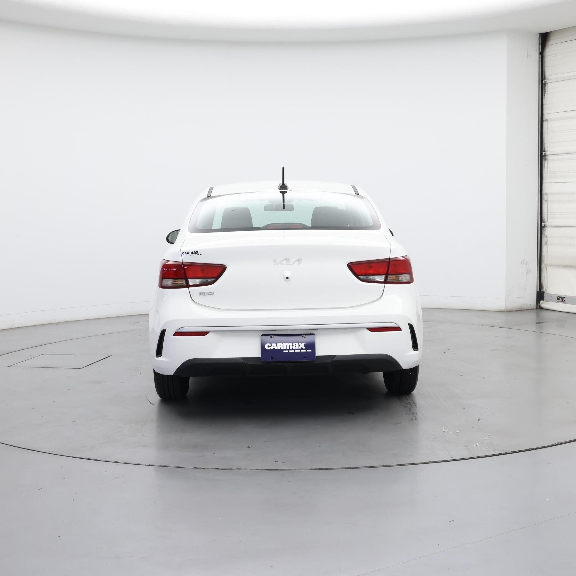 Thumbnail: 2022 Kia Rio - 6