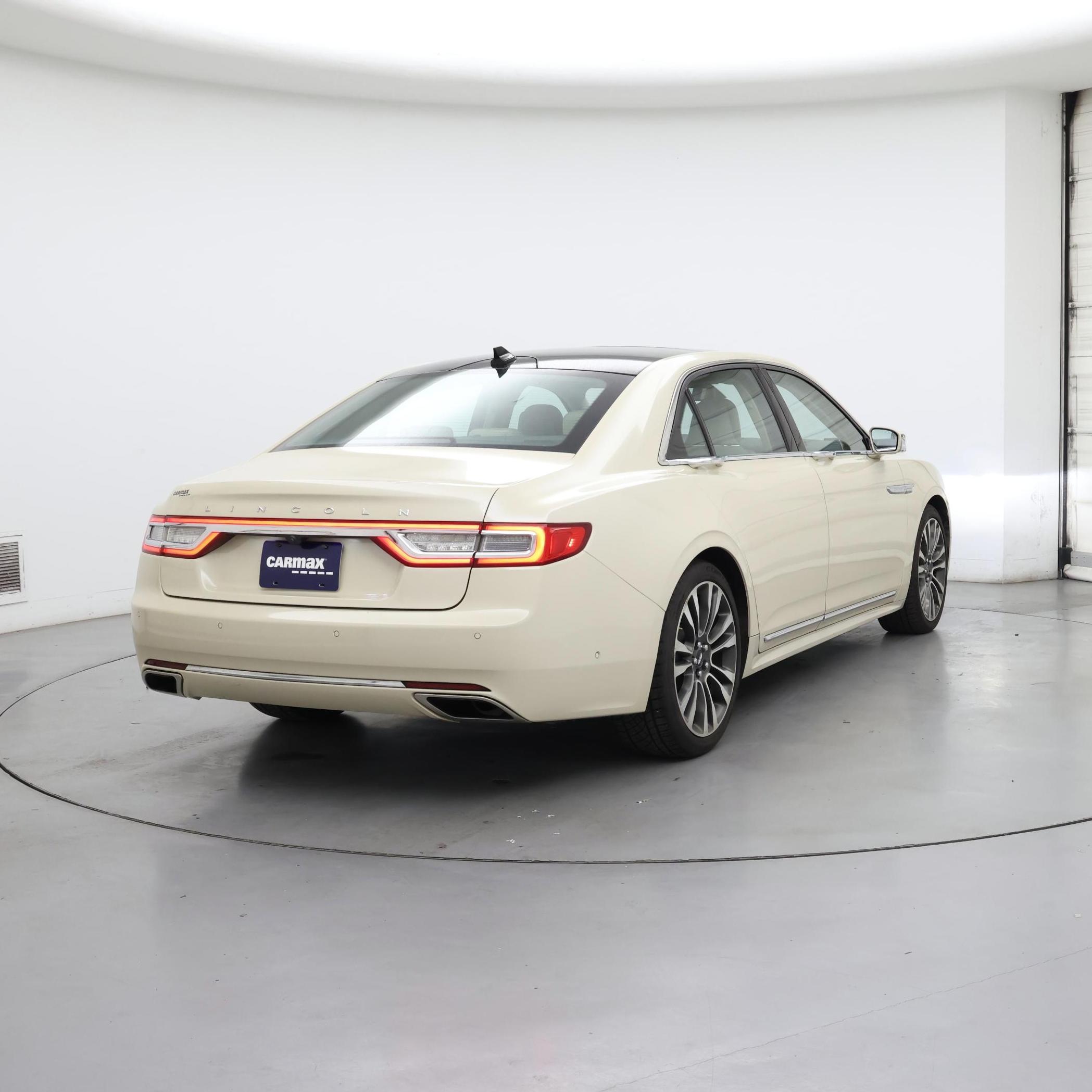 Thumbnail: 2018 Lincoln Continental - 8