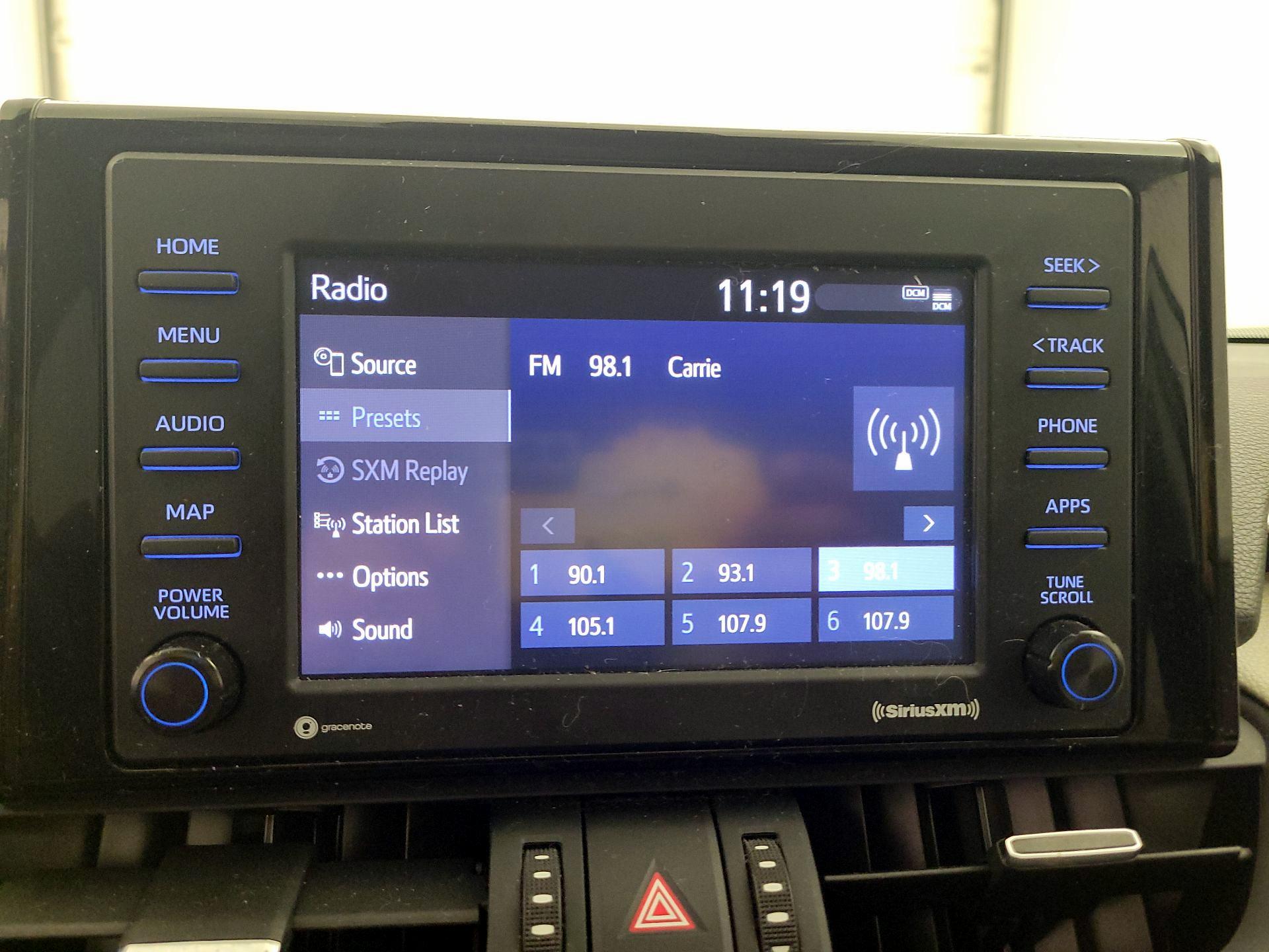 Thumbnail: 2022 Toyota RAV4 - 15