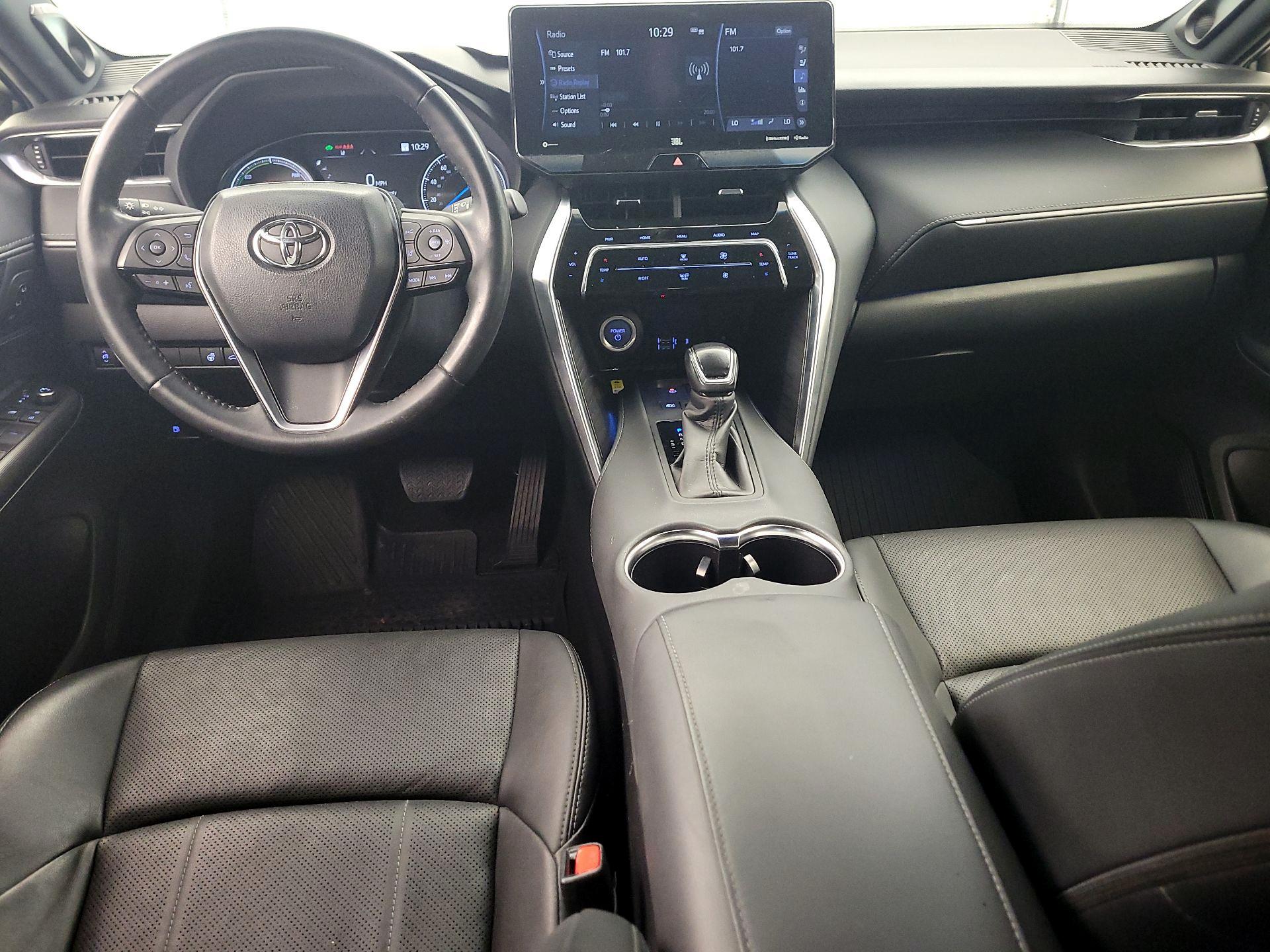 Thumbnail: 2021 Toyota Venza - 9