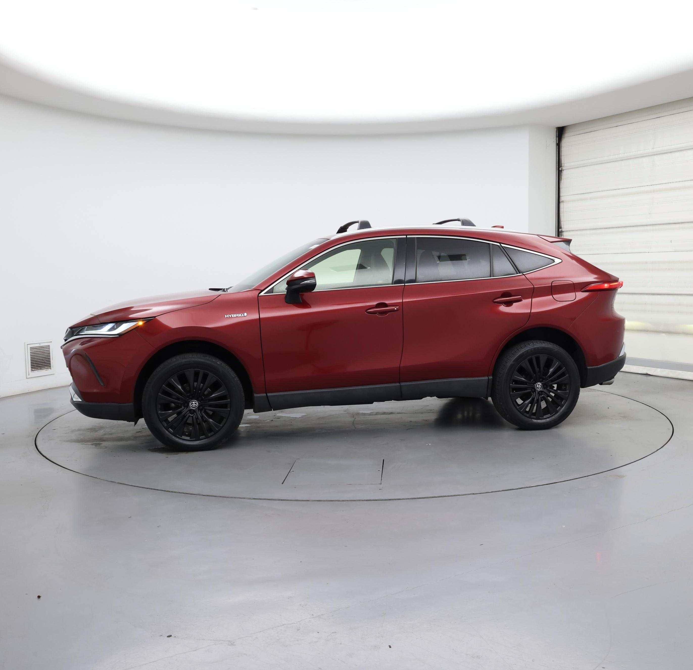 Thumbnail: 2021 Toyota Venza - 3