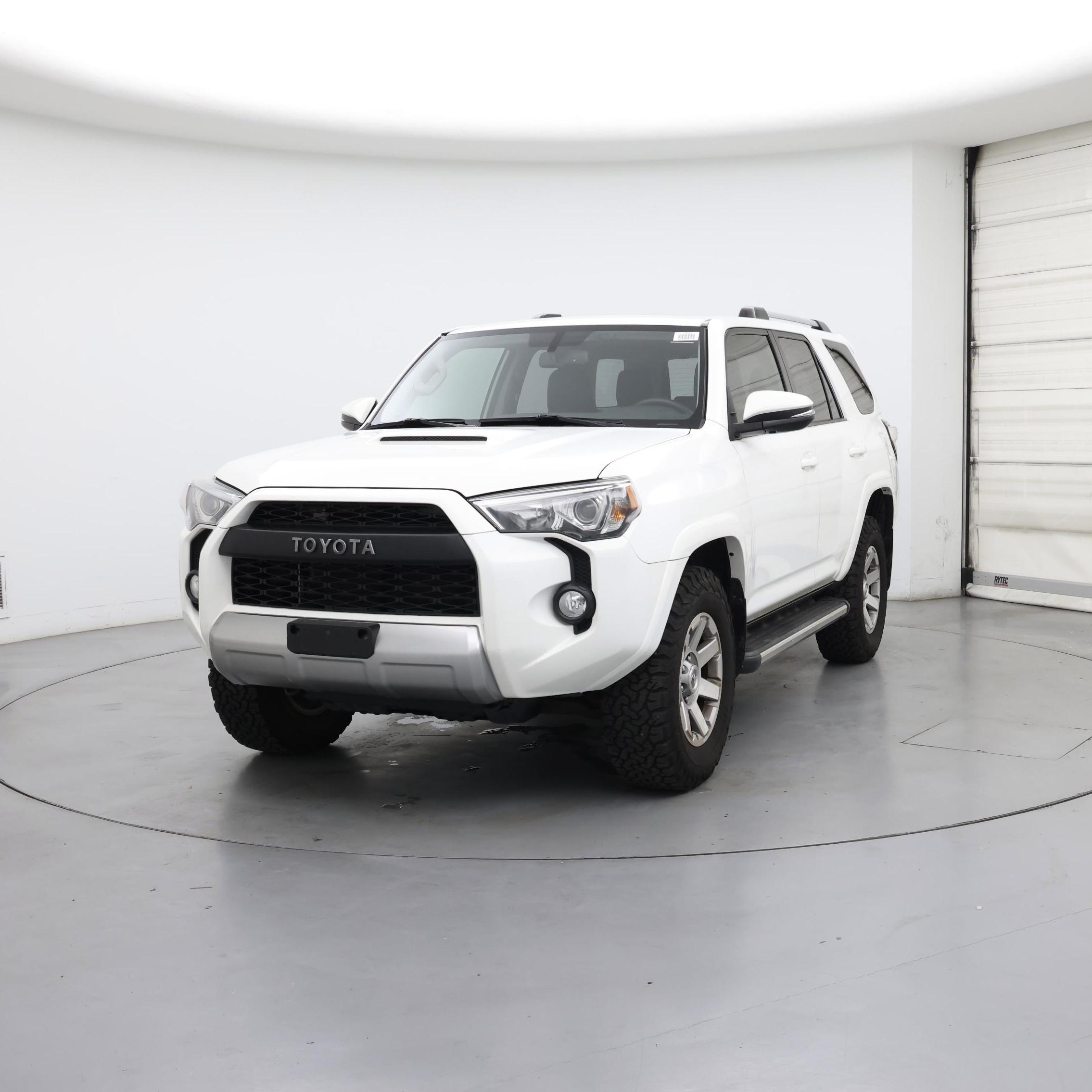Thumbnail: 2016 Toyota 4Runner - 4
