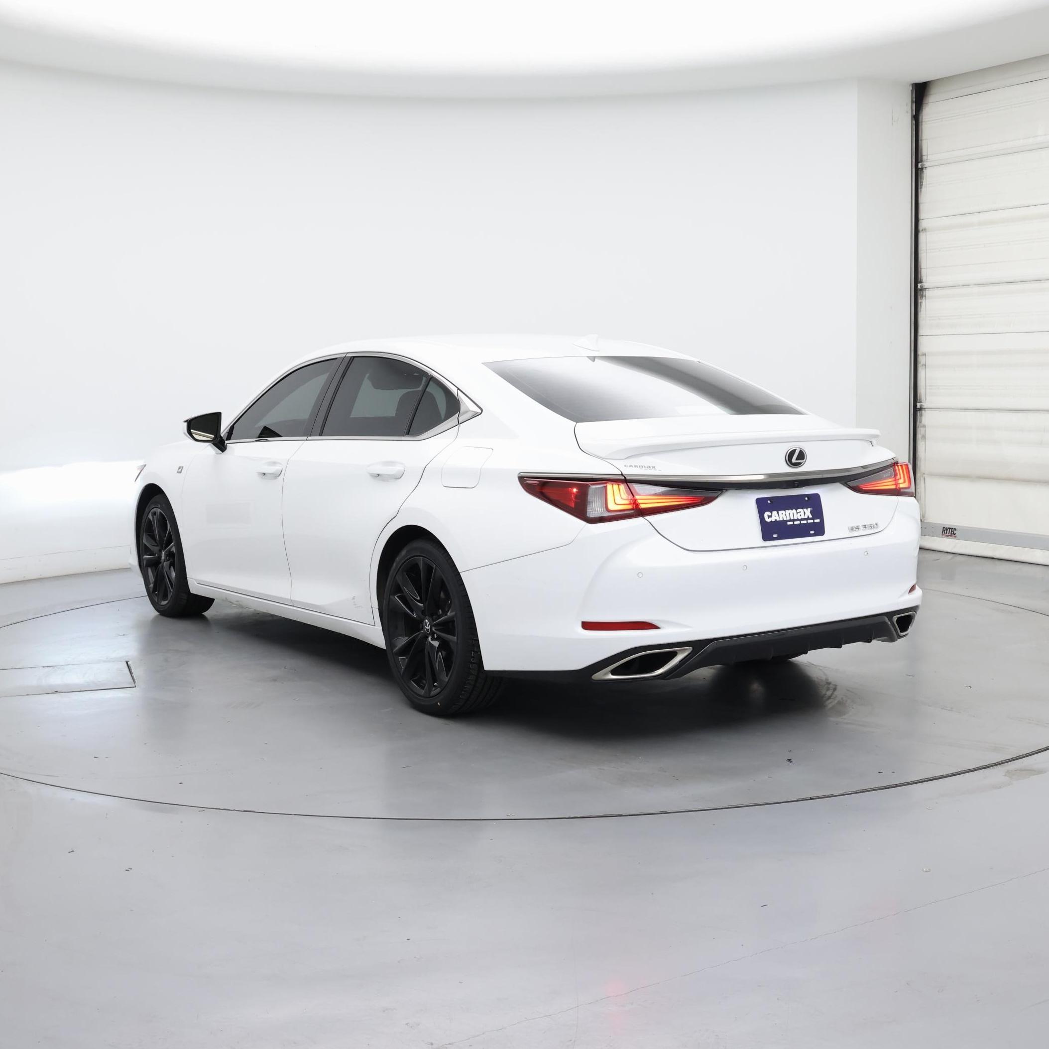 Thumbnail: 2022 Lexus ES - 2