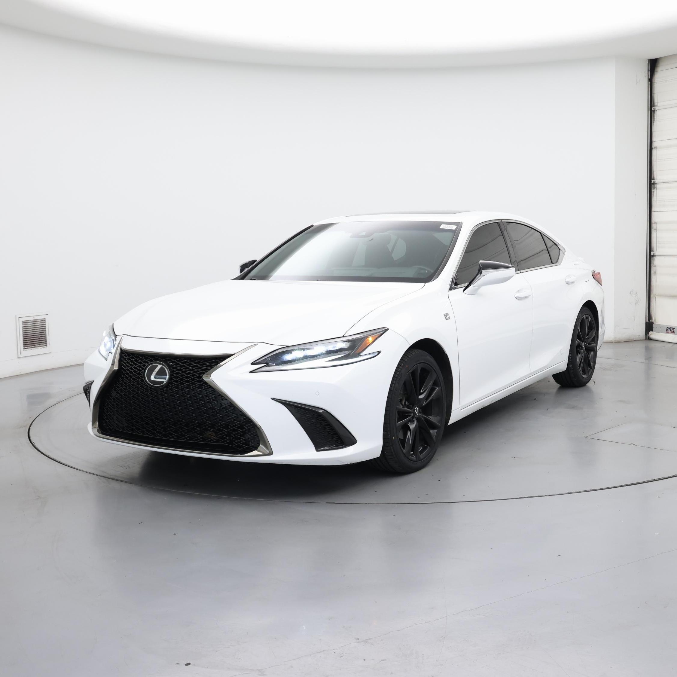 Thumbnail: 2022 Lexus ES - 4