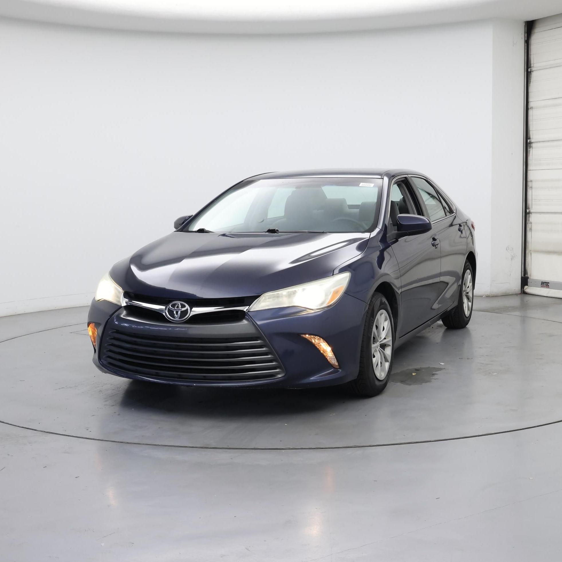Thumbnail: 2015 Toyota Camry - 4