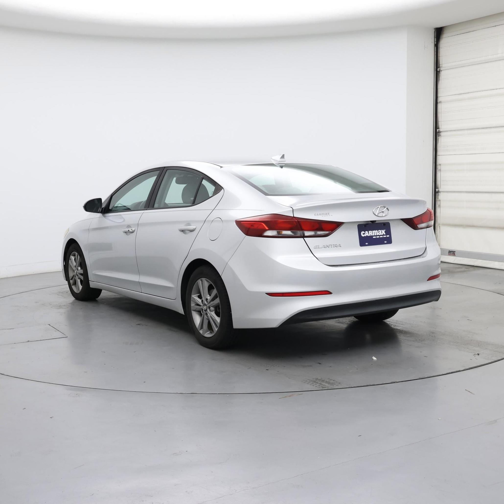 Thumbnail: 2018 Hyundai Elantra - 2
