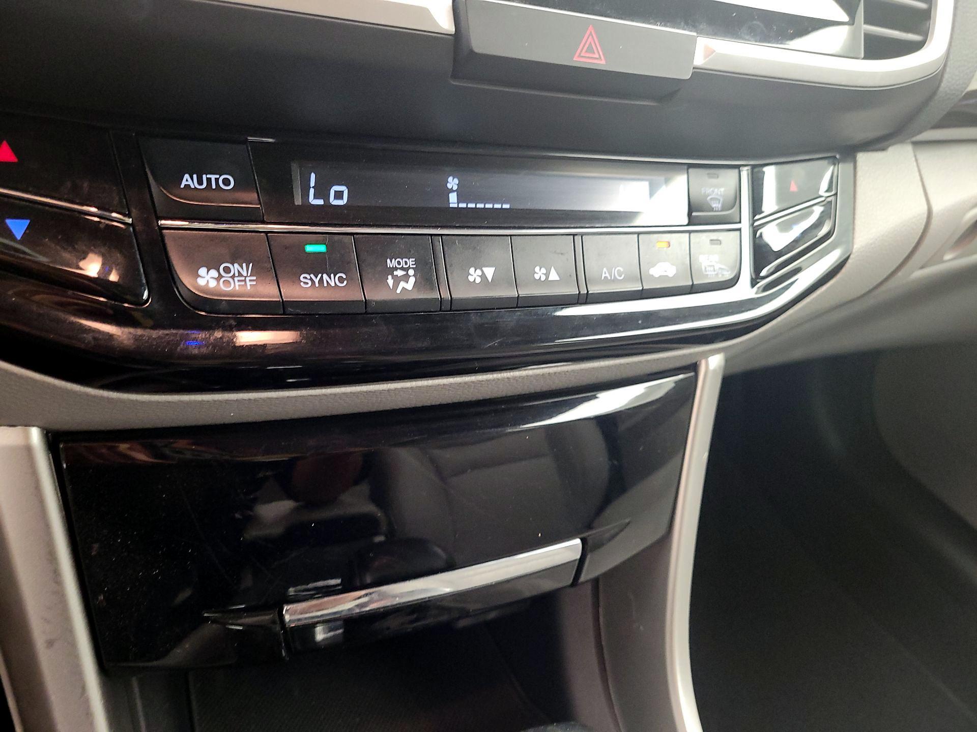 Thumbnail: 2017 Honda Accord - 14