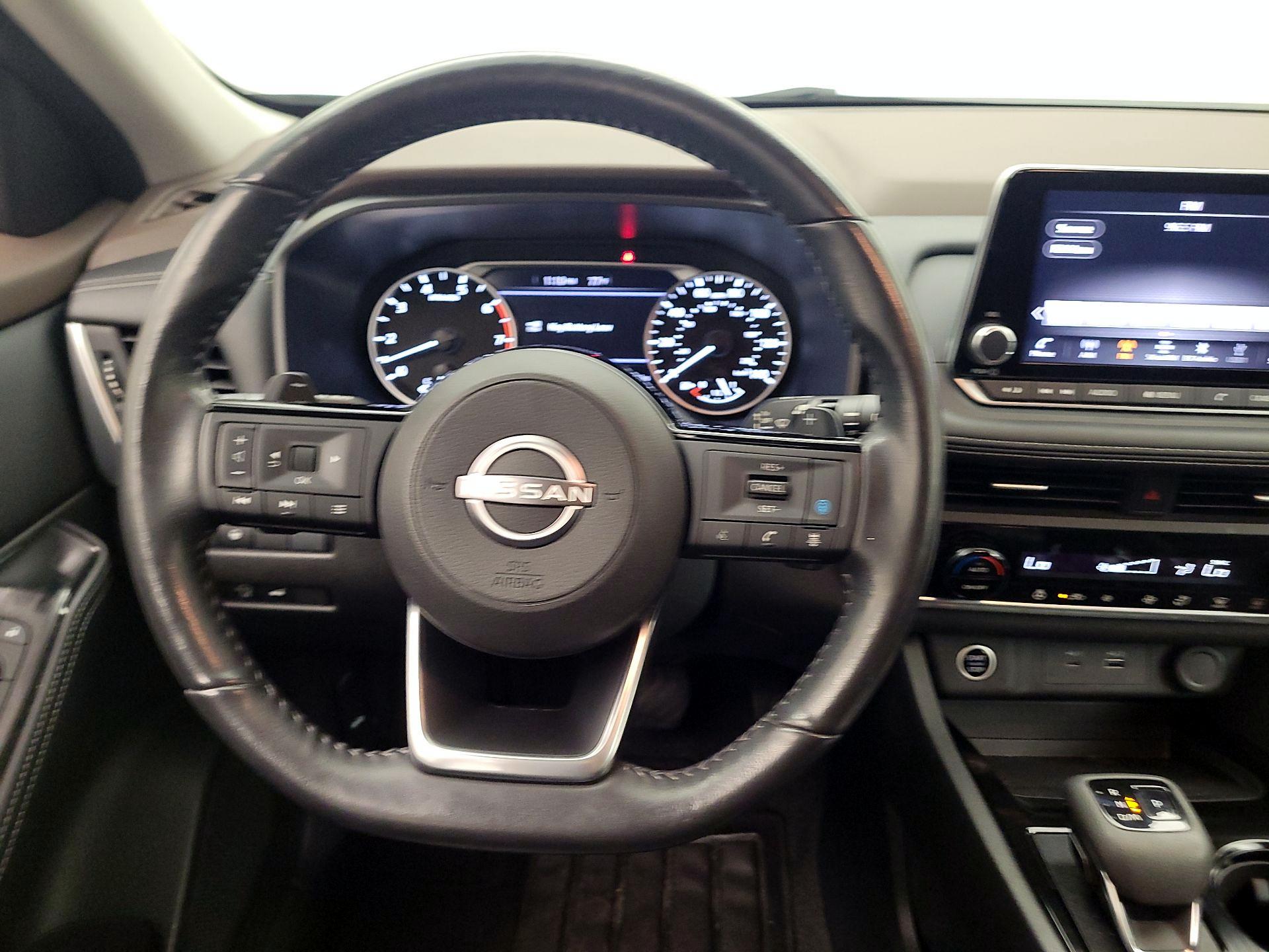 Thumbnail: 2023 Nissan Rogue - 10