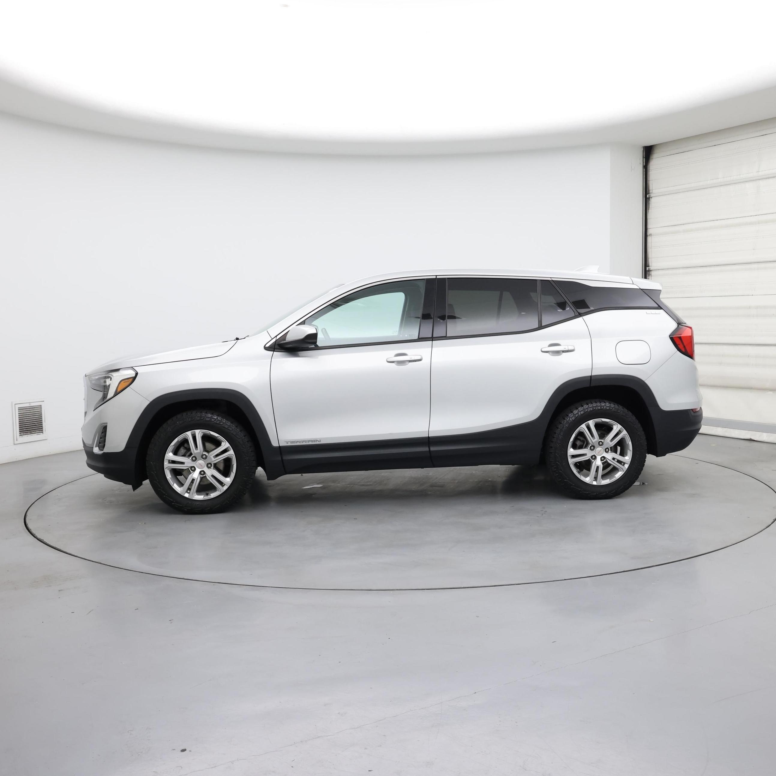 Thumbnail: 2019 GMC Terrain - 3