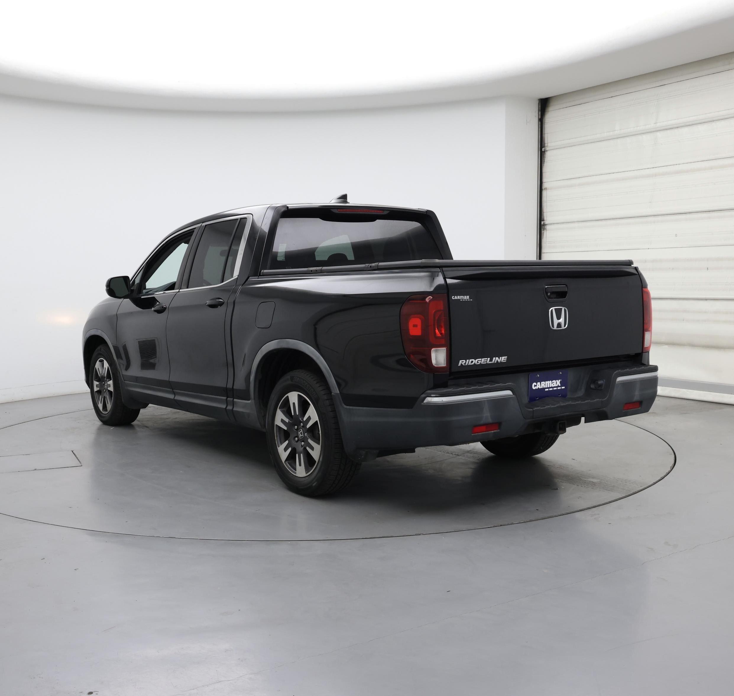 Thumbnail: 2017 Honda Ridgeline - 2