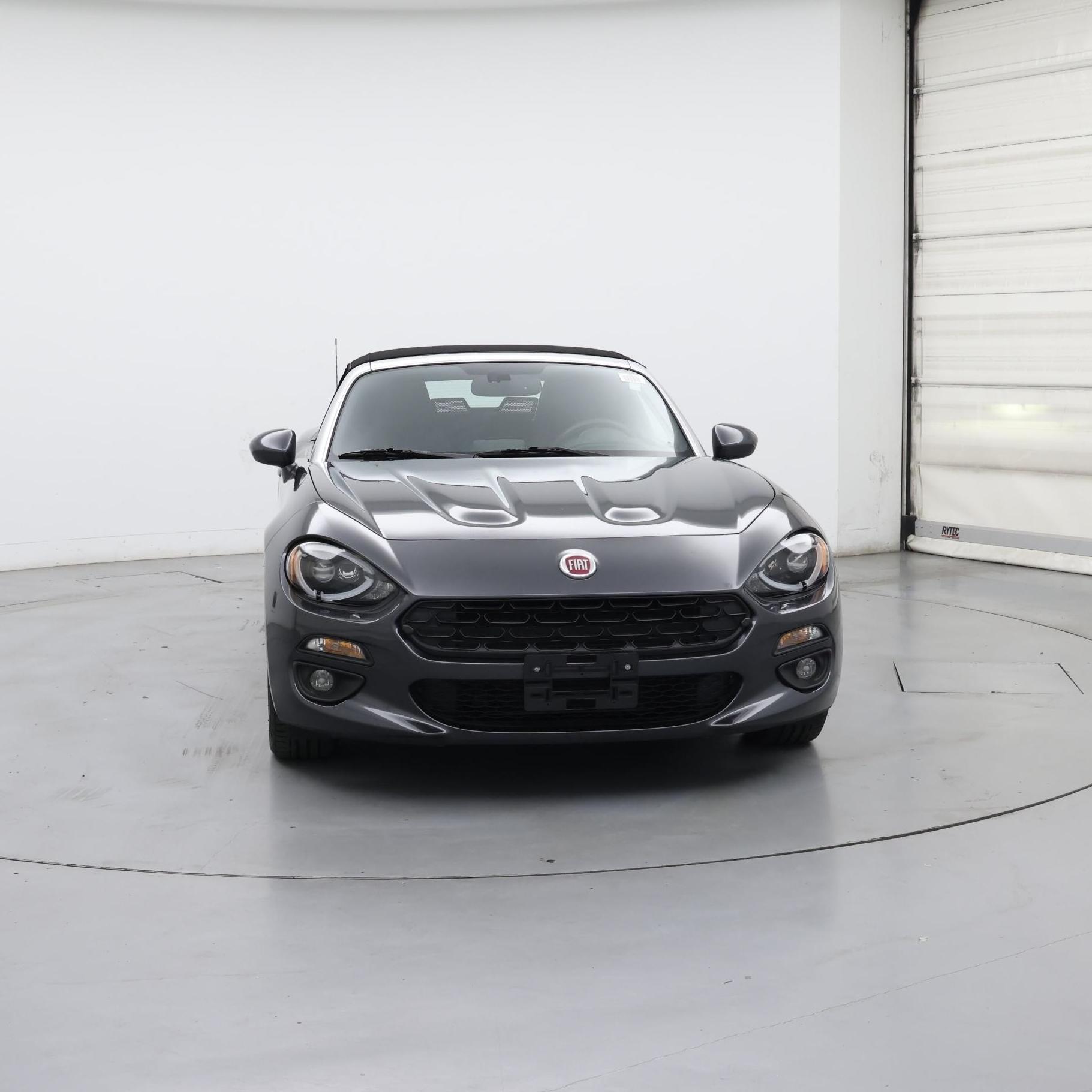 Thumbnail: 2017 Fiat 124 Spider - 5