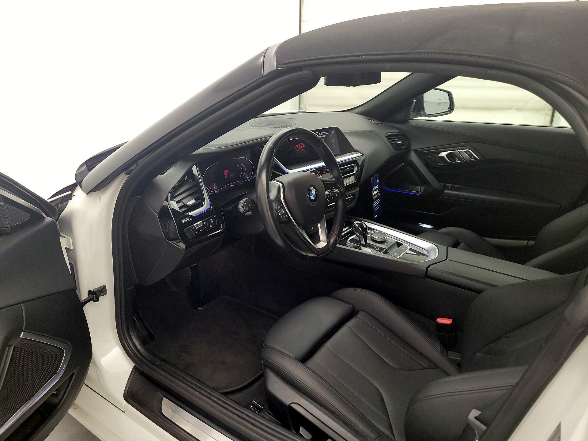 Thumbnail: 2022 BMW Z4 - 11