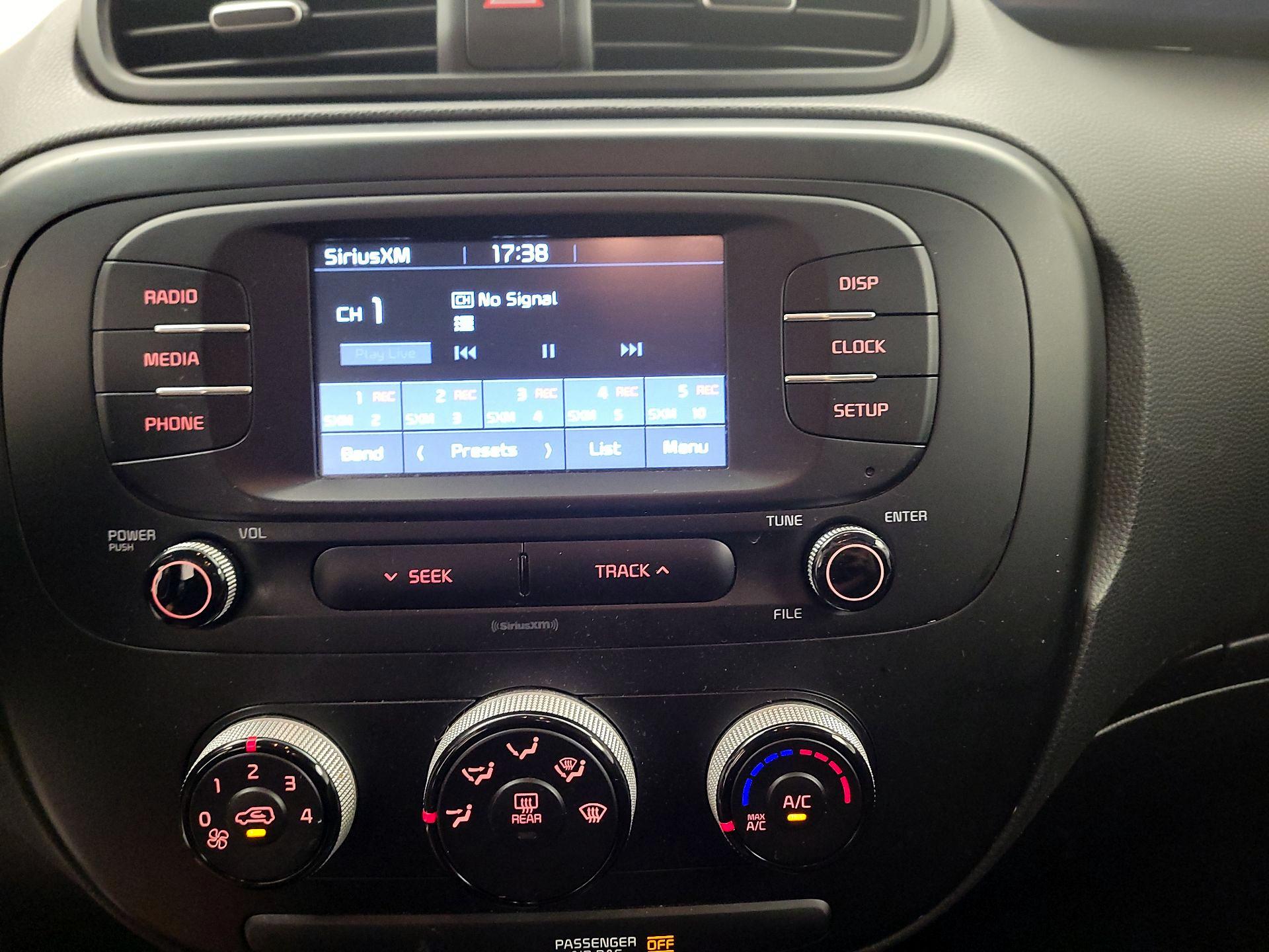 Thumbnail: 2017 Kia Soul - 13