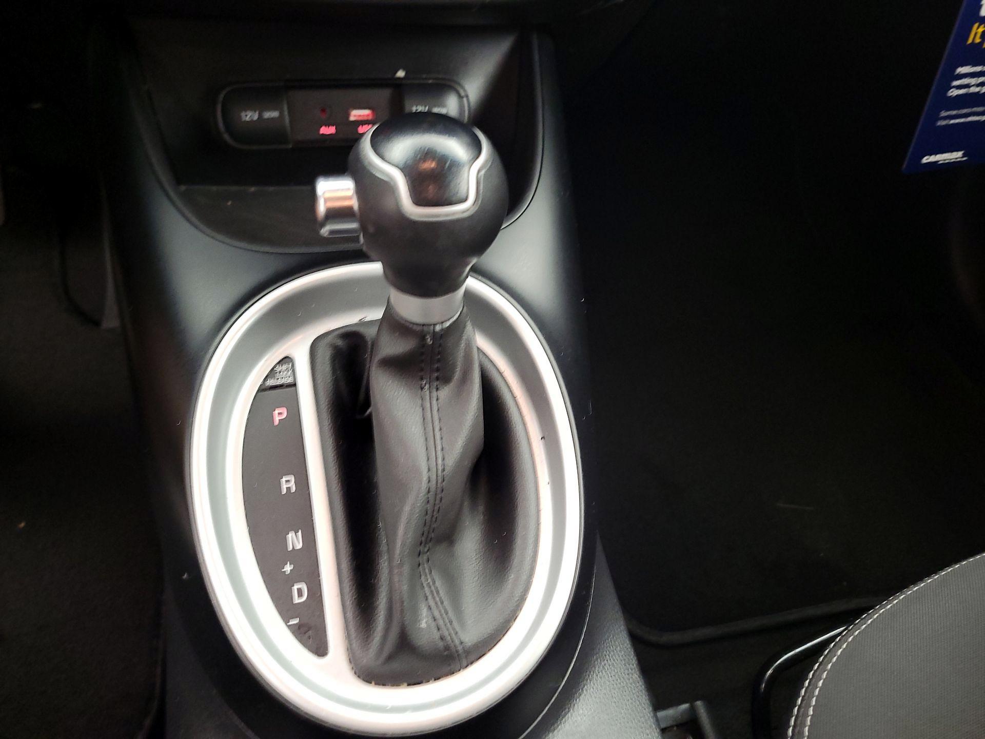 Thumbnail: 2017 Kia Soul - 15
