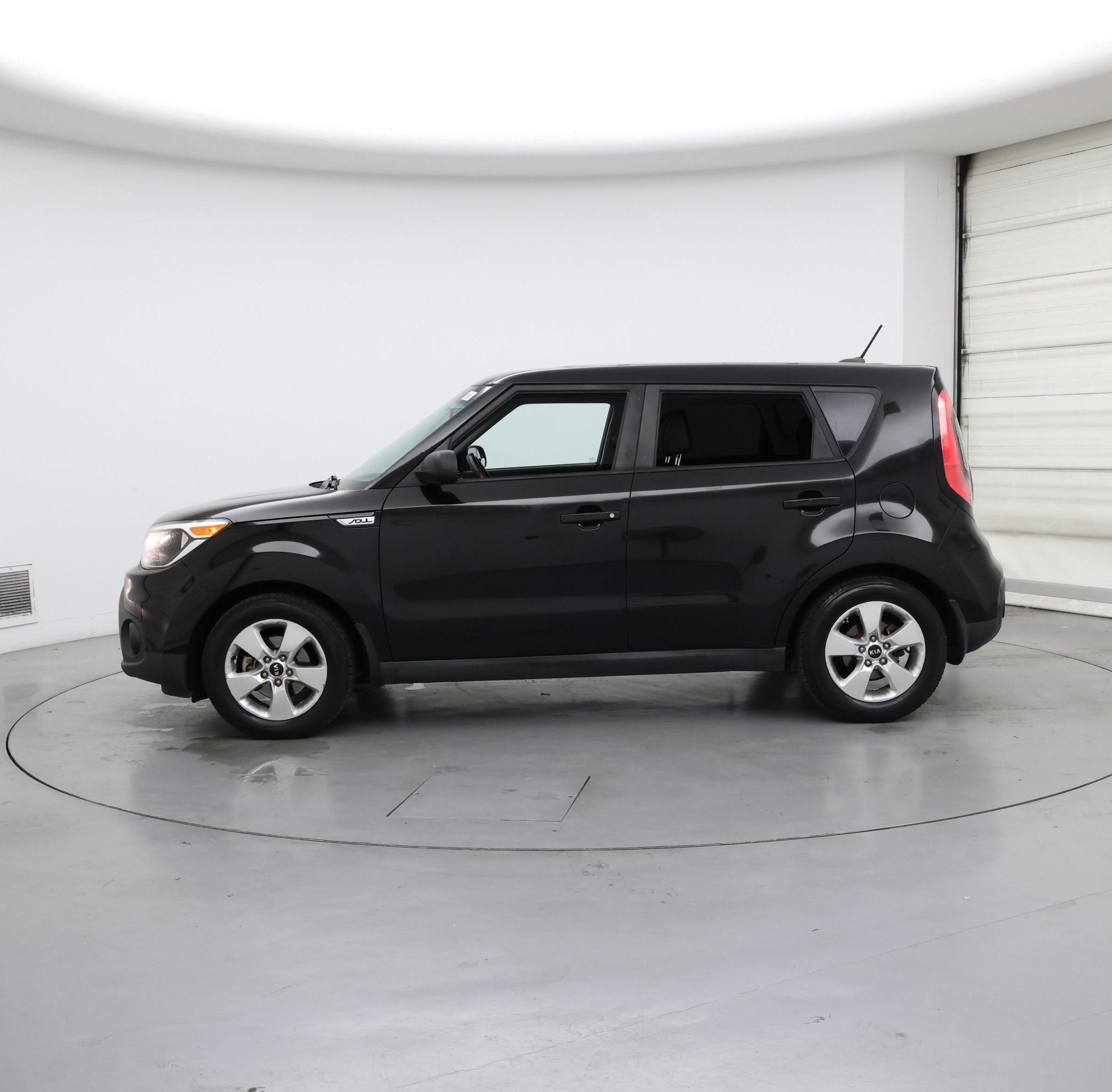 Thumbnail: 2017 Kia Soul - 3