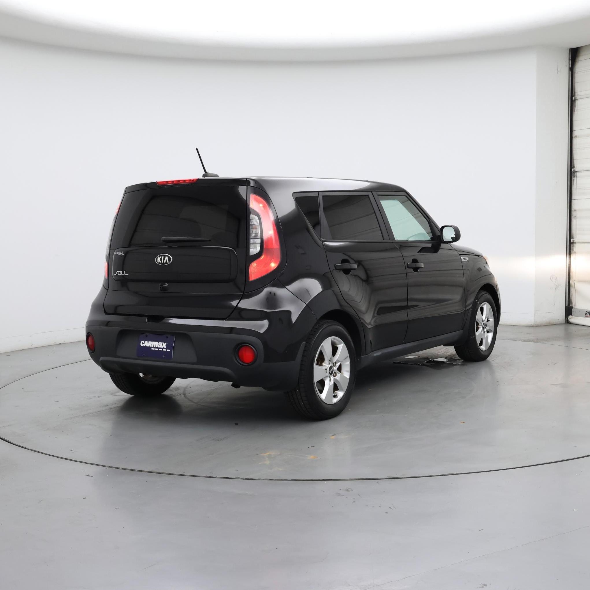 Thumbnail: 2017 Kia Soul - 8