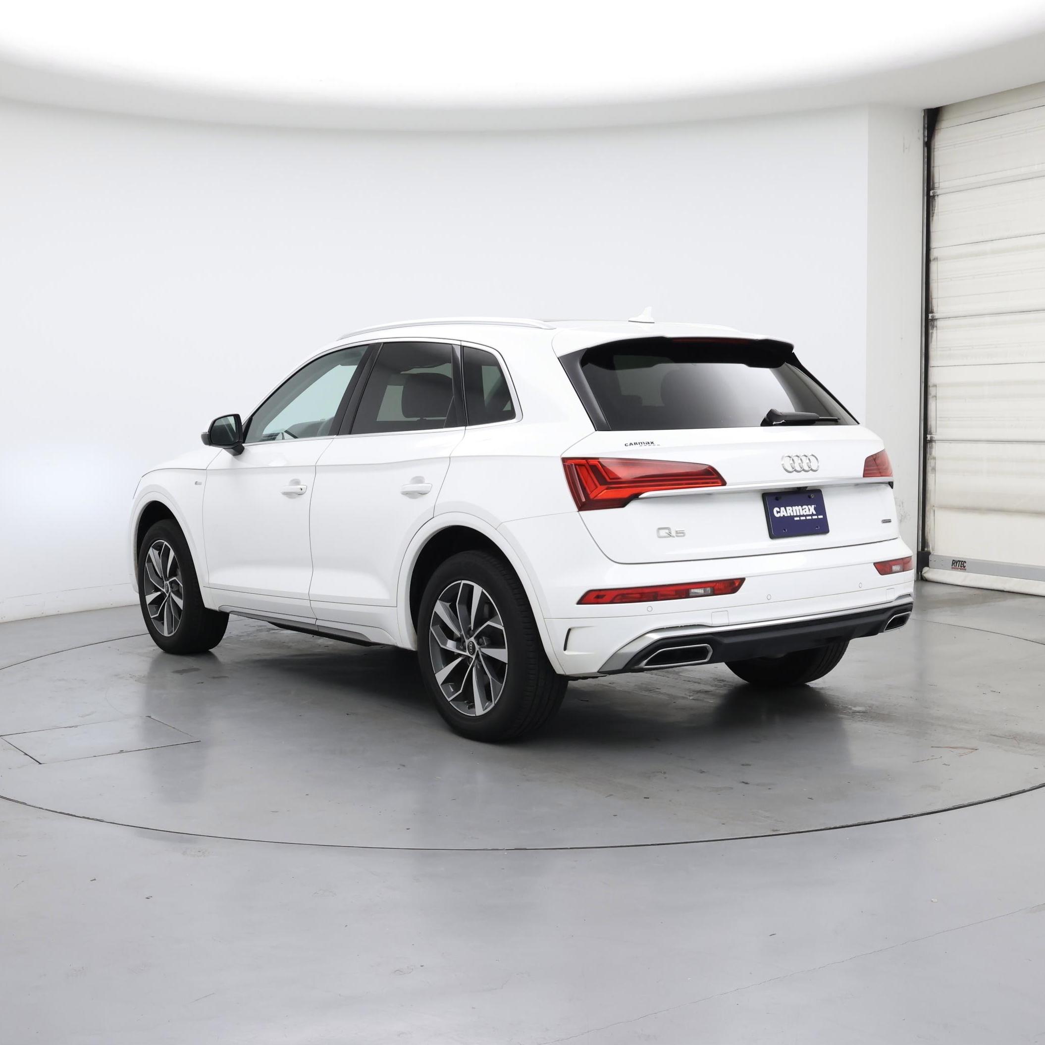 Thumbnail: 2023 Audi Q5 - 2