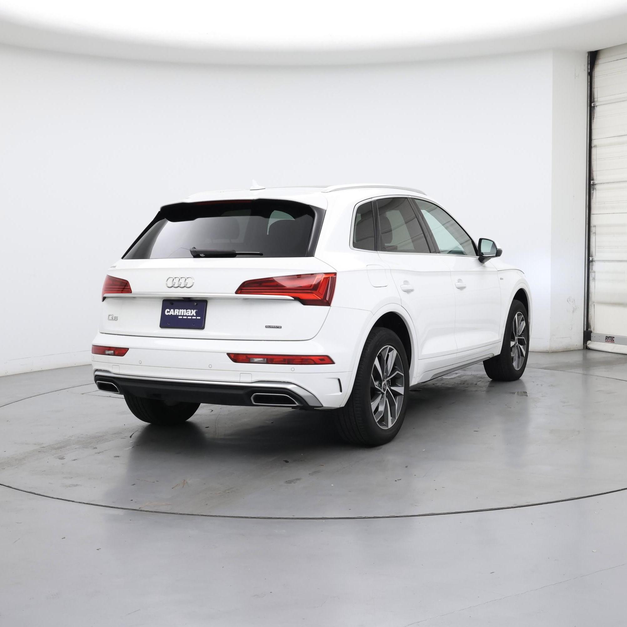 Thumbnail: 2023 Audi Q5 - 8