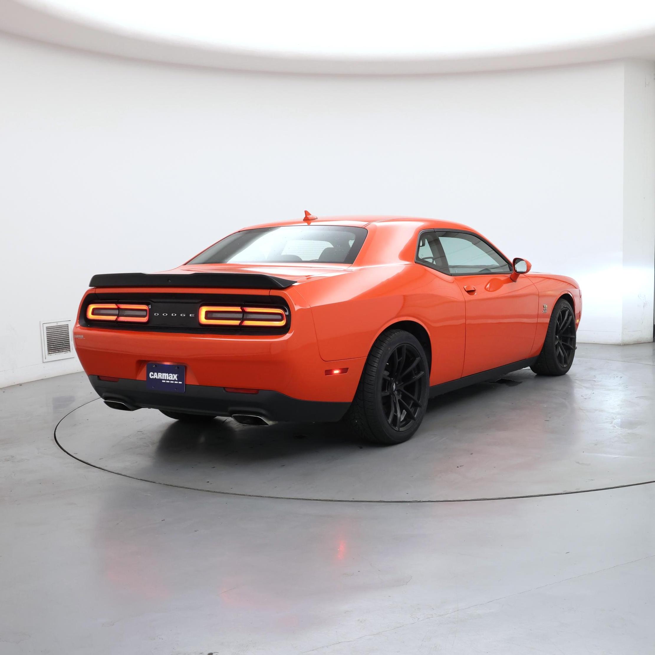 Thumbnail: 2021 Dodge Challenger - 8