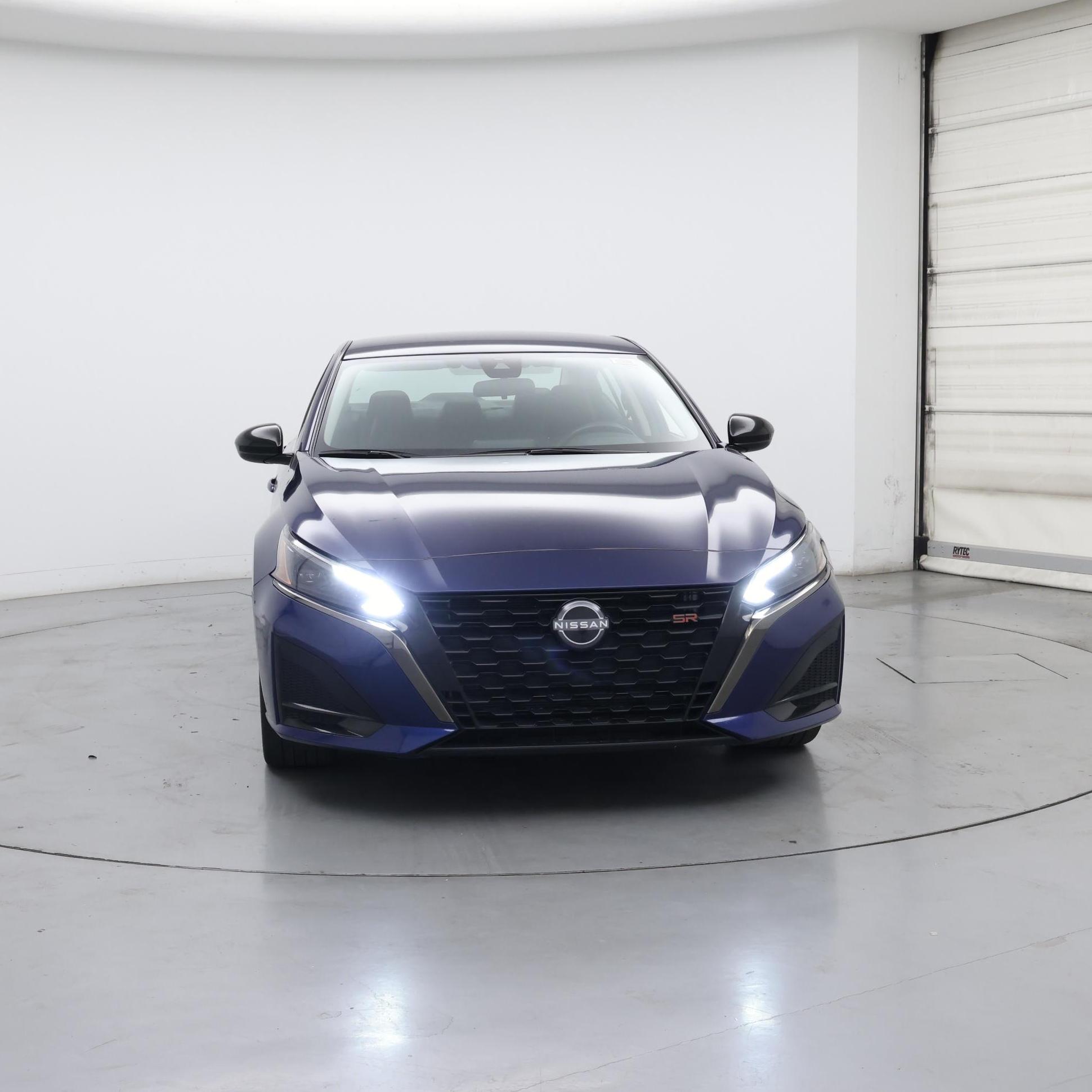 Thumbnail: 2023 Nissan Altima - 5