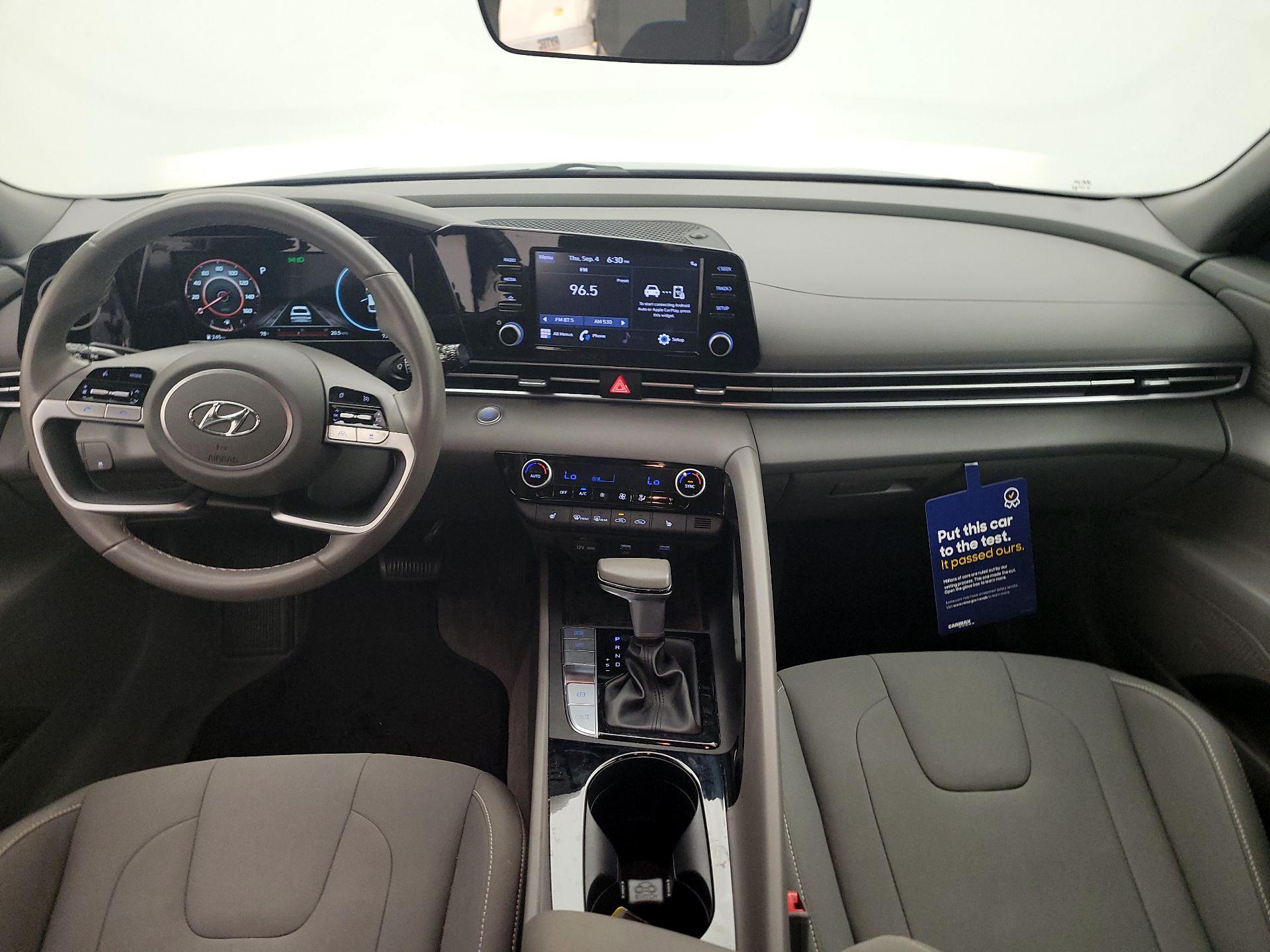 Thumbnail: 2022 Hyundai Elantra - 9