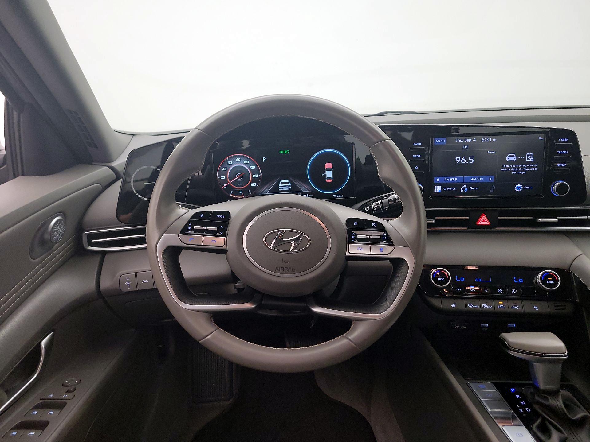 Thumbnail: 2022 Hyundai Elantra - 10