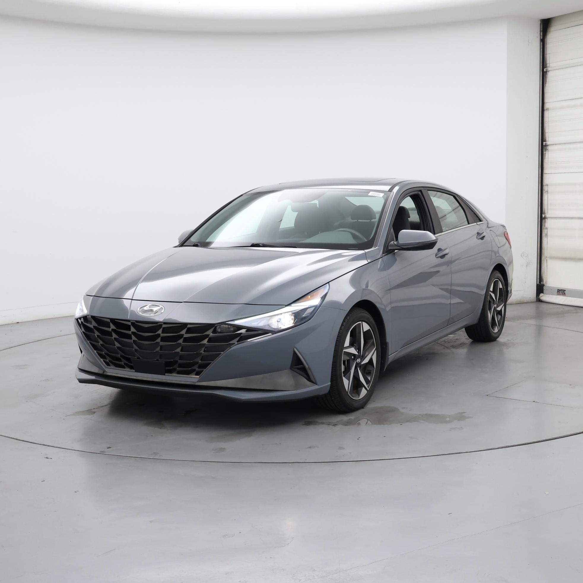 Thumbnail: 2022 Hyundai Elantra - 4