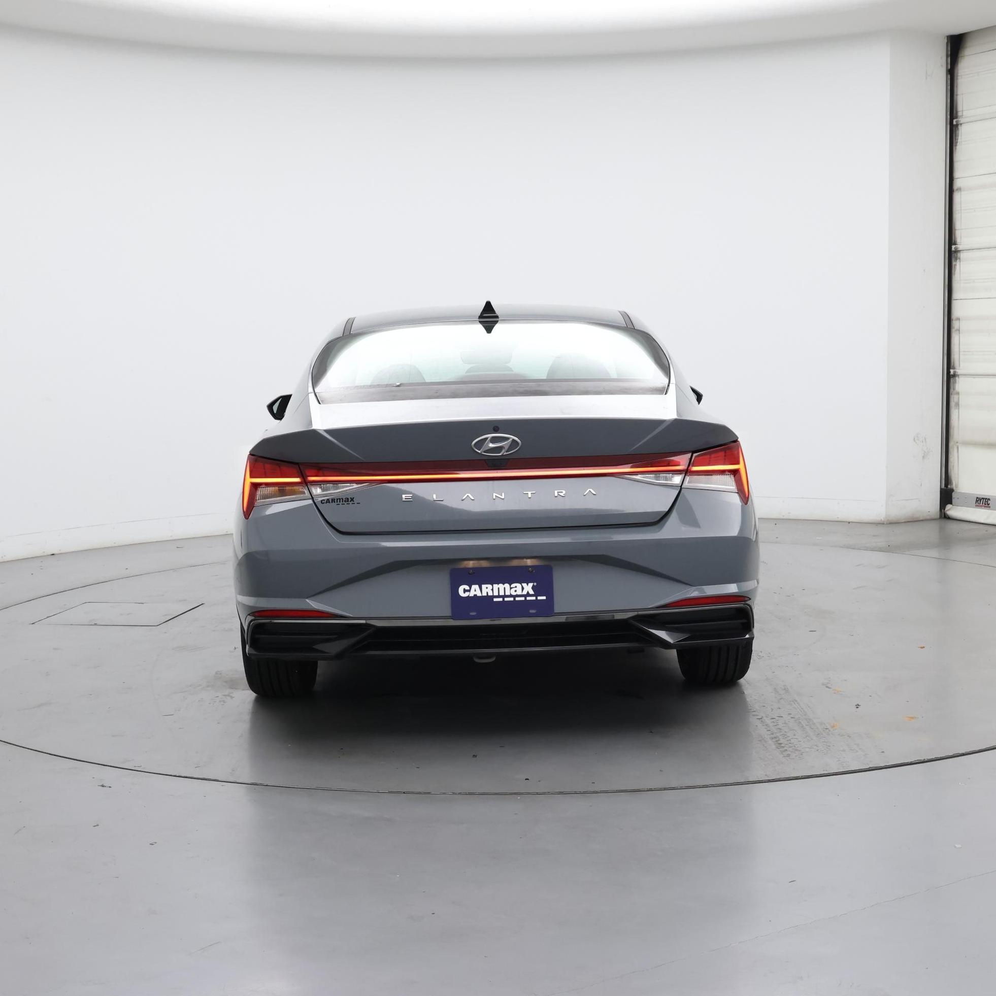Thumbnail: 2022 Hyundai Elantra - 6