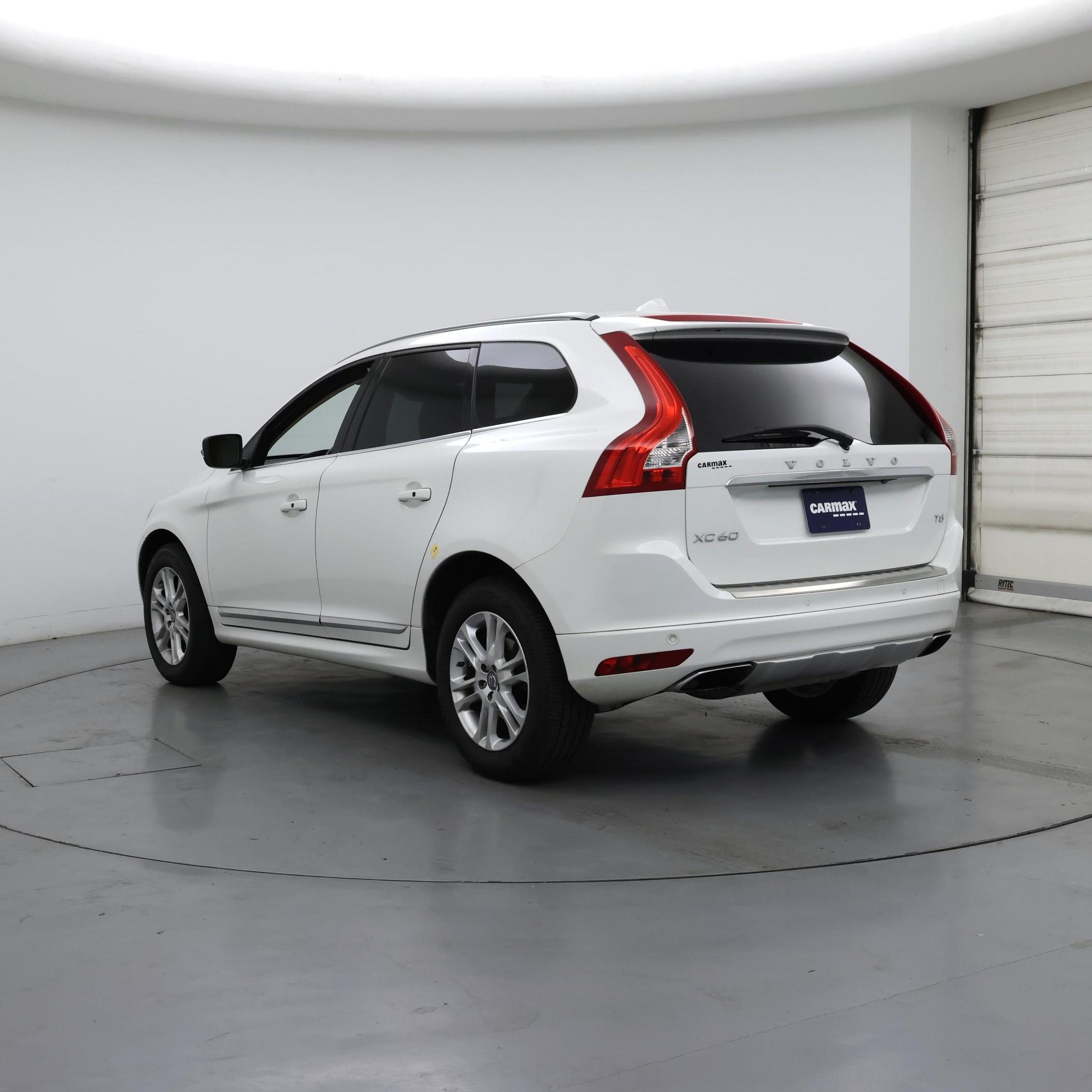 Thumbnail: 2015 Volvo XC60 - 2