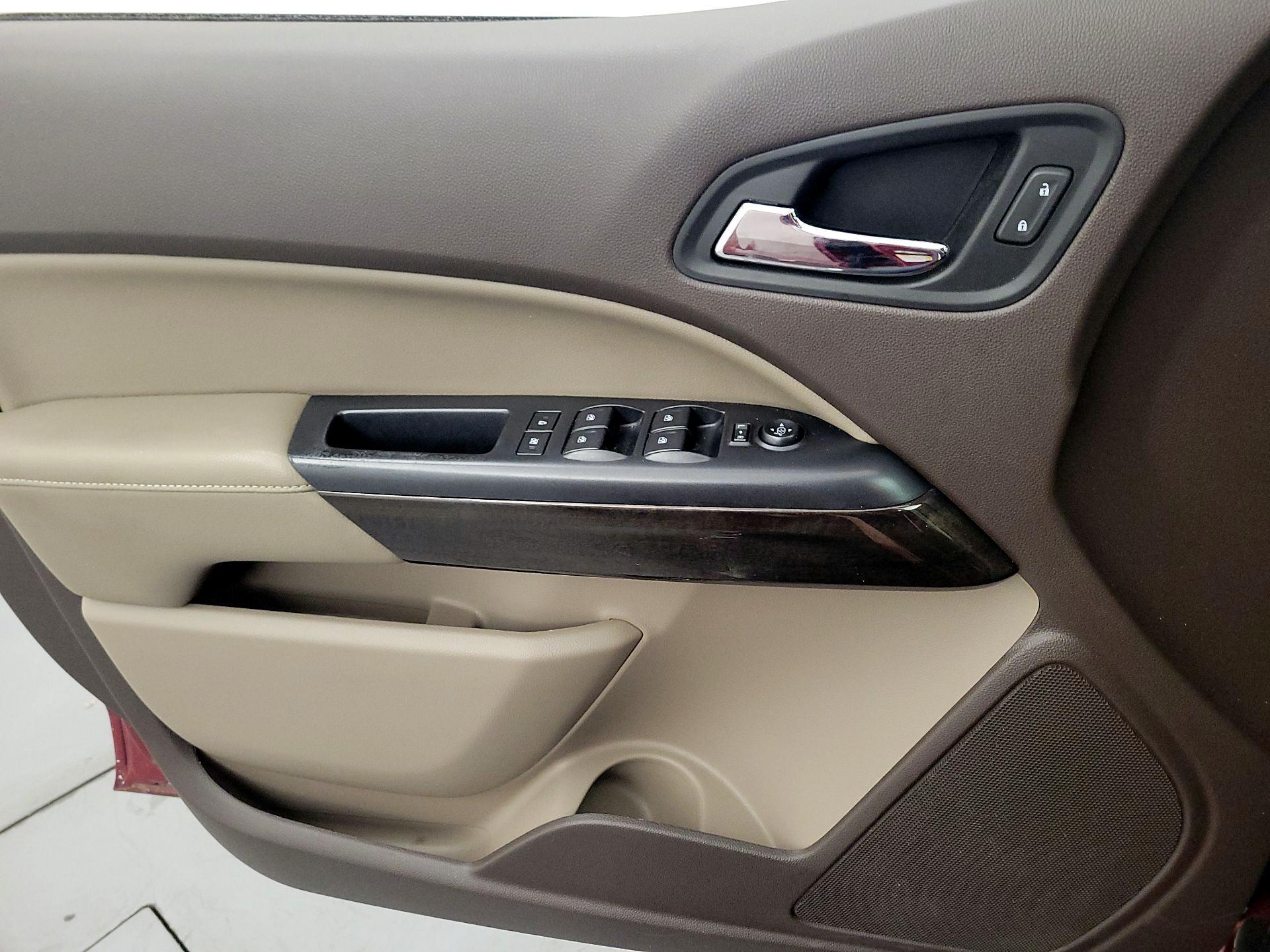 Thumbnail: 2018 GMC Canyon - 12