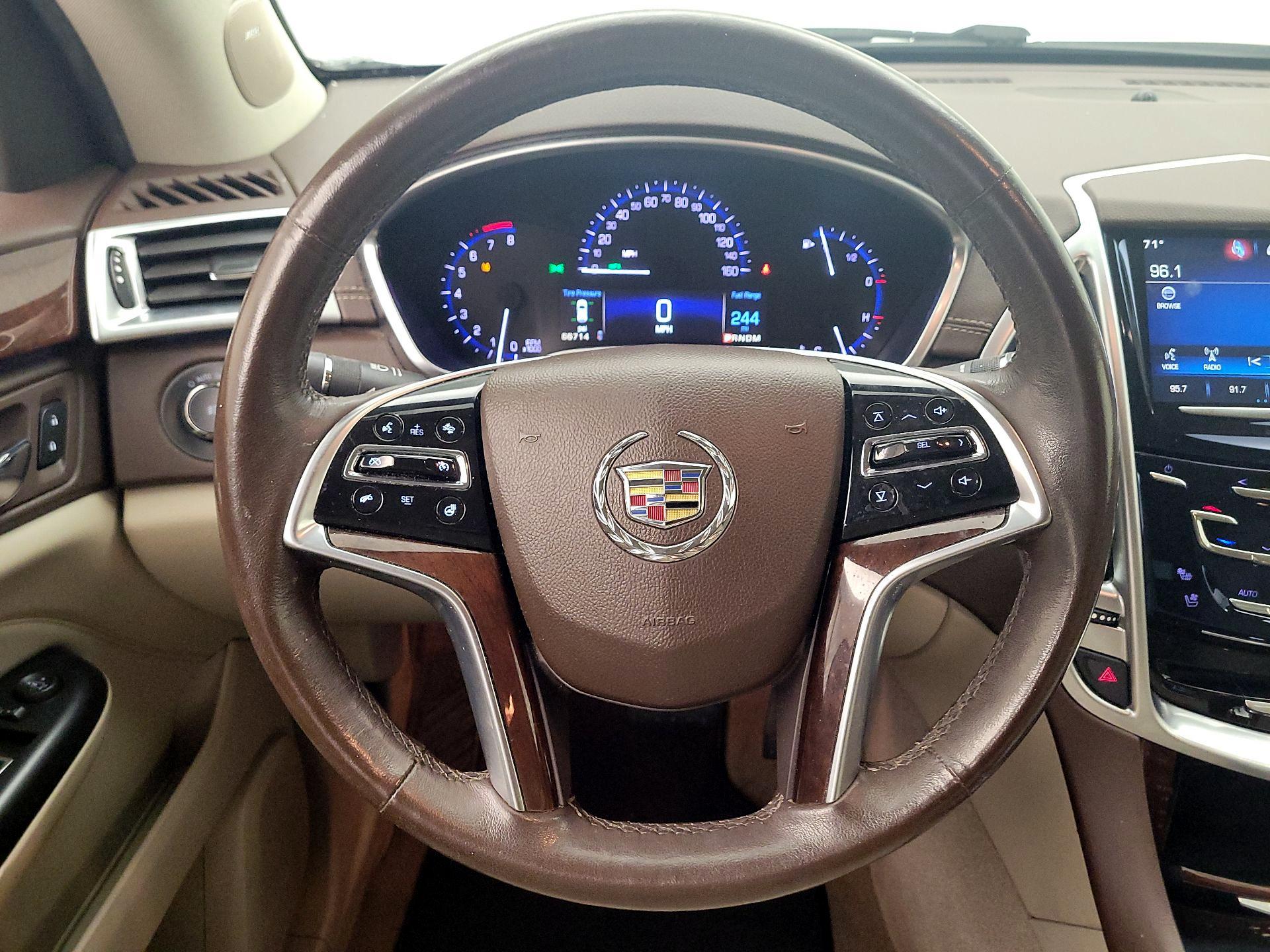 Thumbnail: 2015 Cadillac SRX - 10