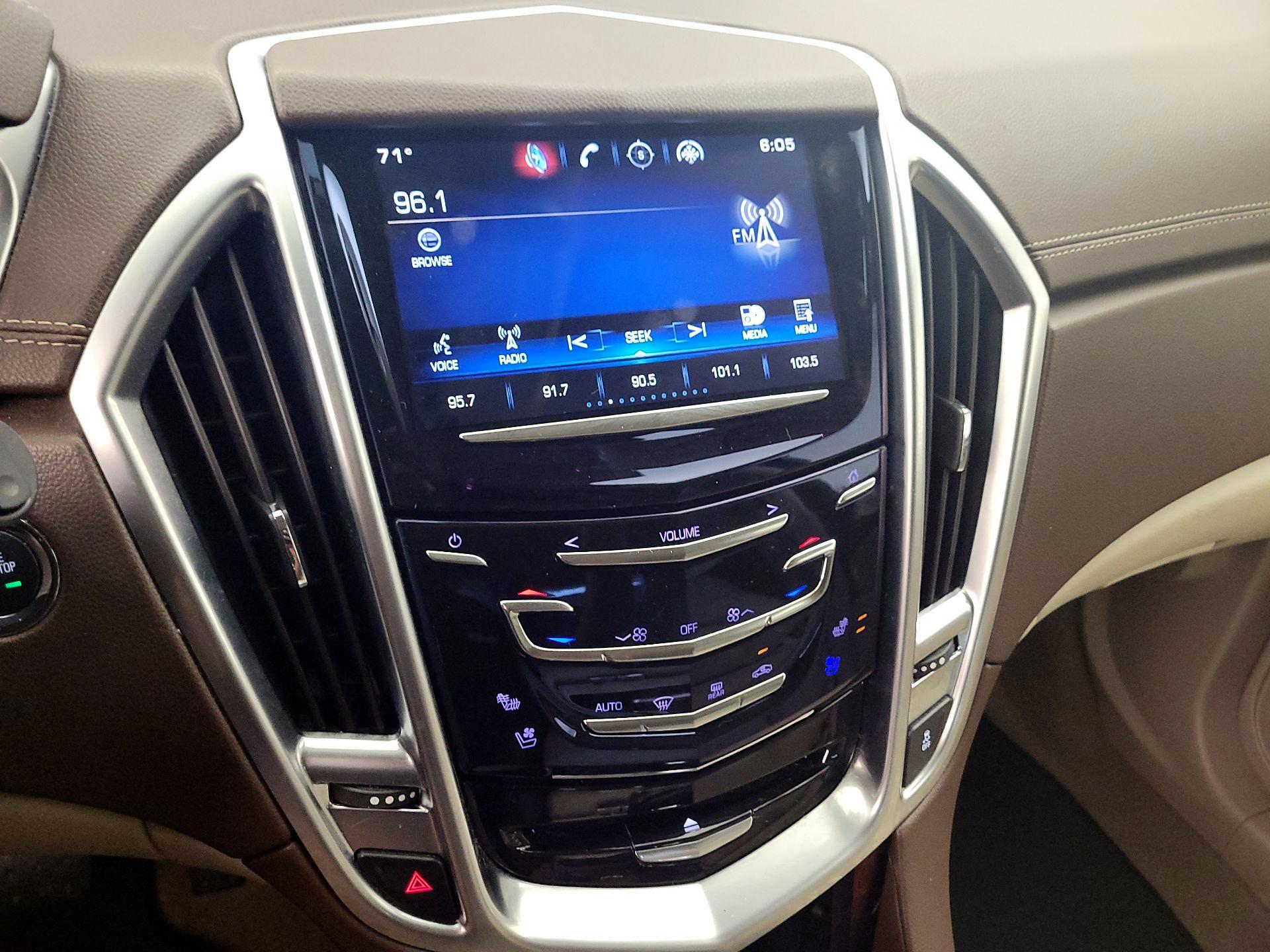 Thumbnail: 2015 Cadillac SRX - 14