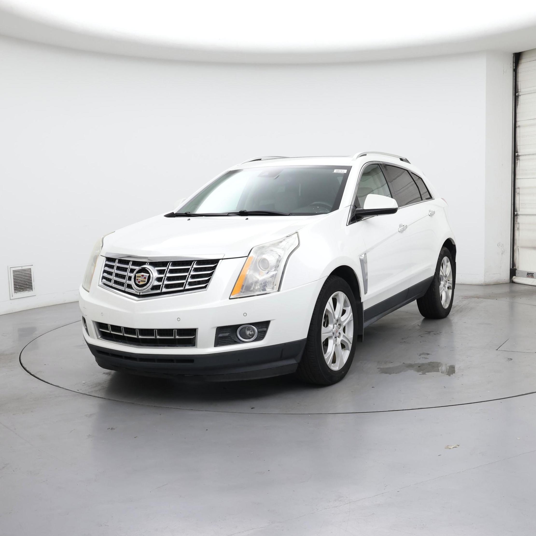 Thumbnail: 2015 Cadillac SRX - 4