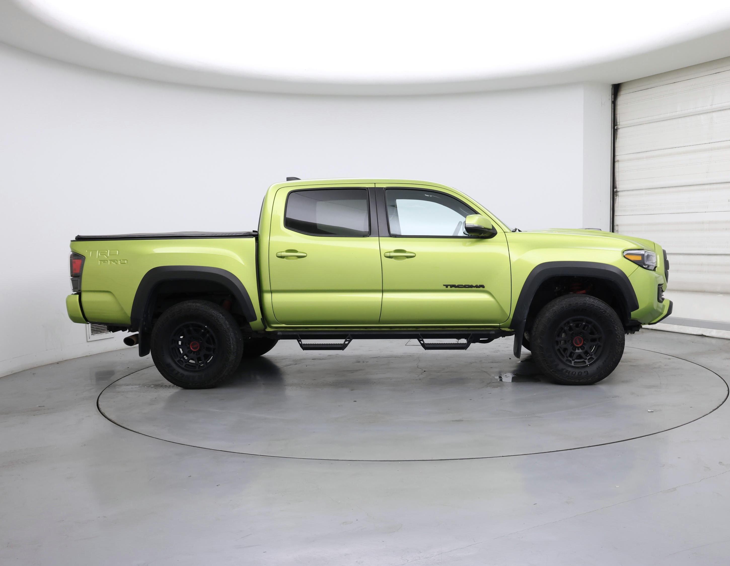 Thumbnail: 2022 Toyota Tacoma - 7