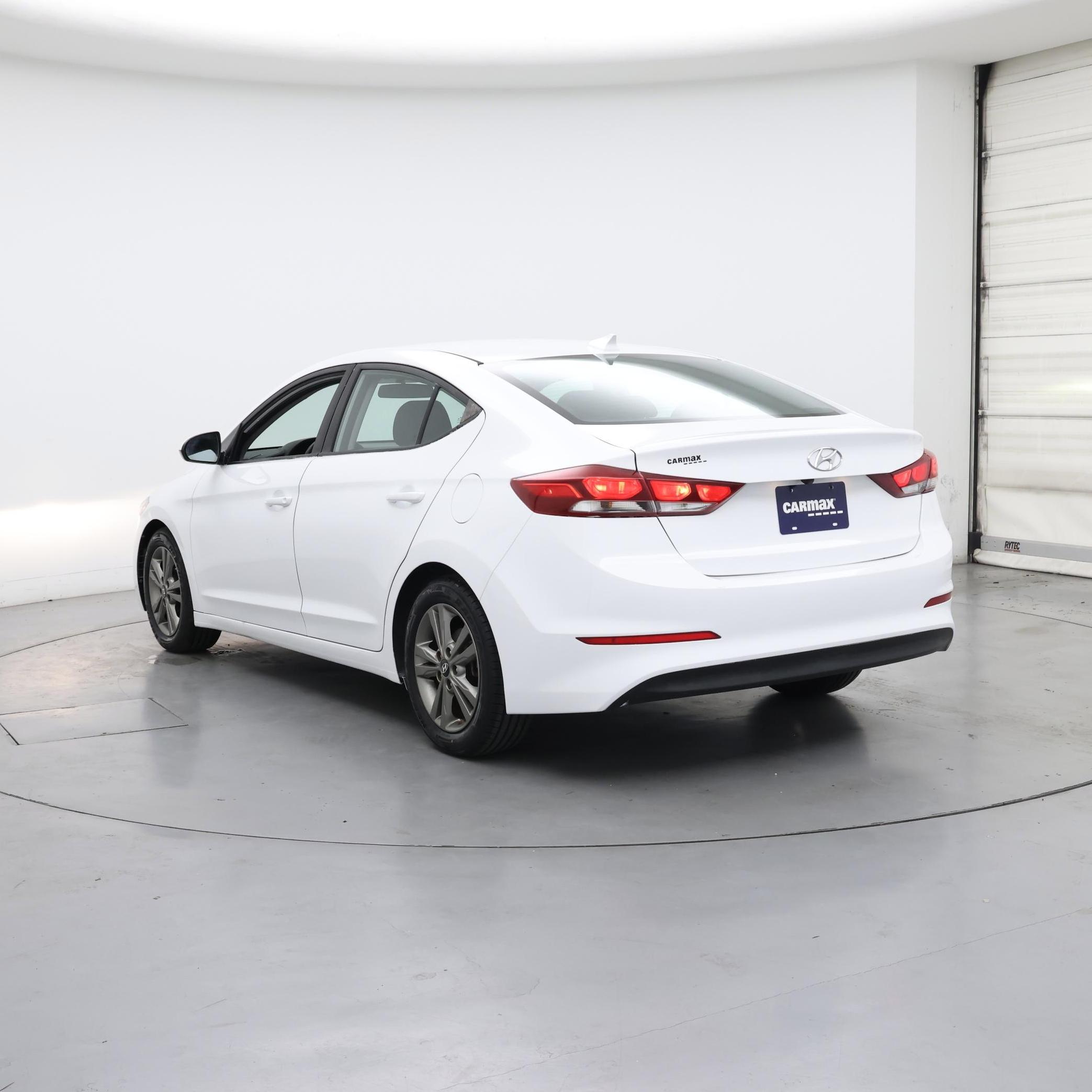 Thumbnail: 2018 Hyundai Elantra - 2