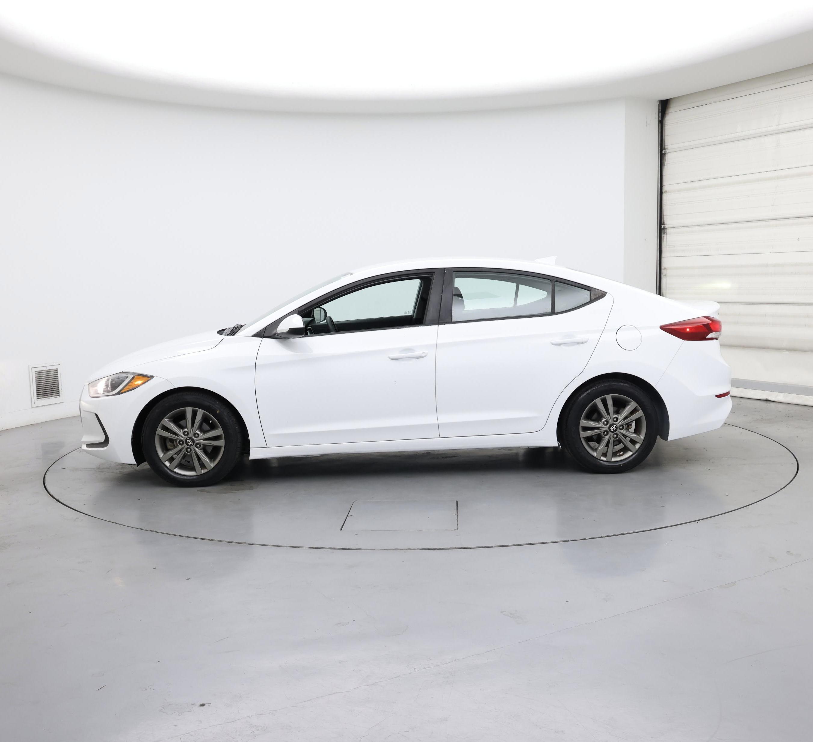Thumbnail: 2018 Hyundai Elantra - 3