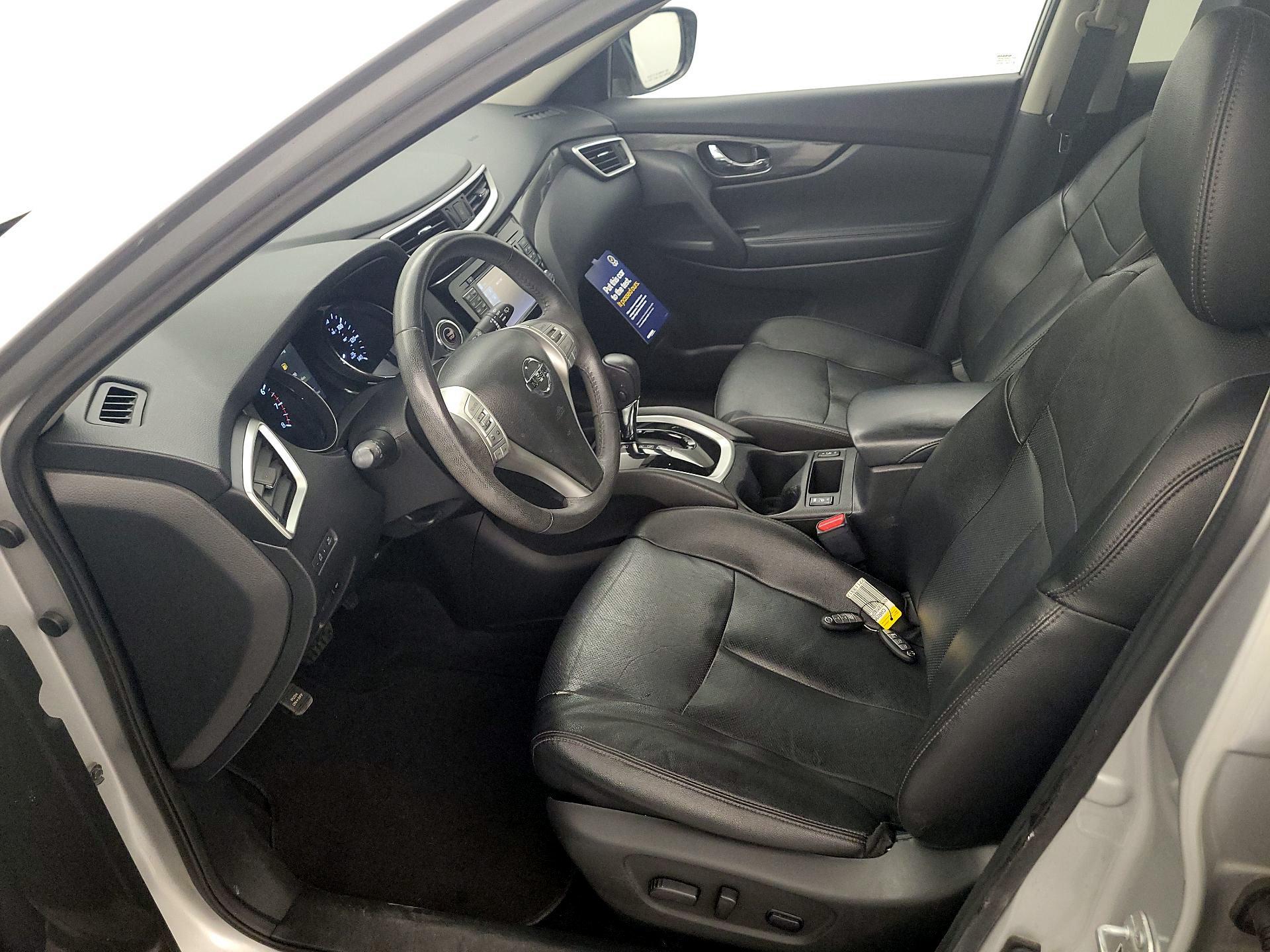 Thumbnail: 2016 Nissan Rogue - 11