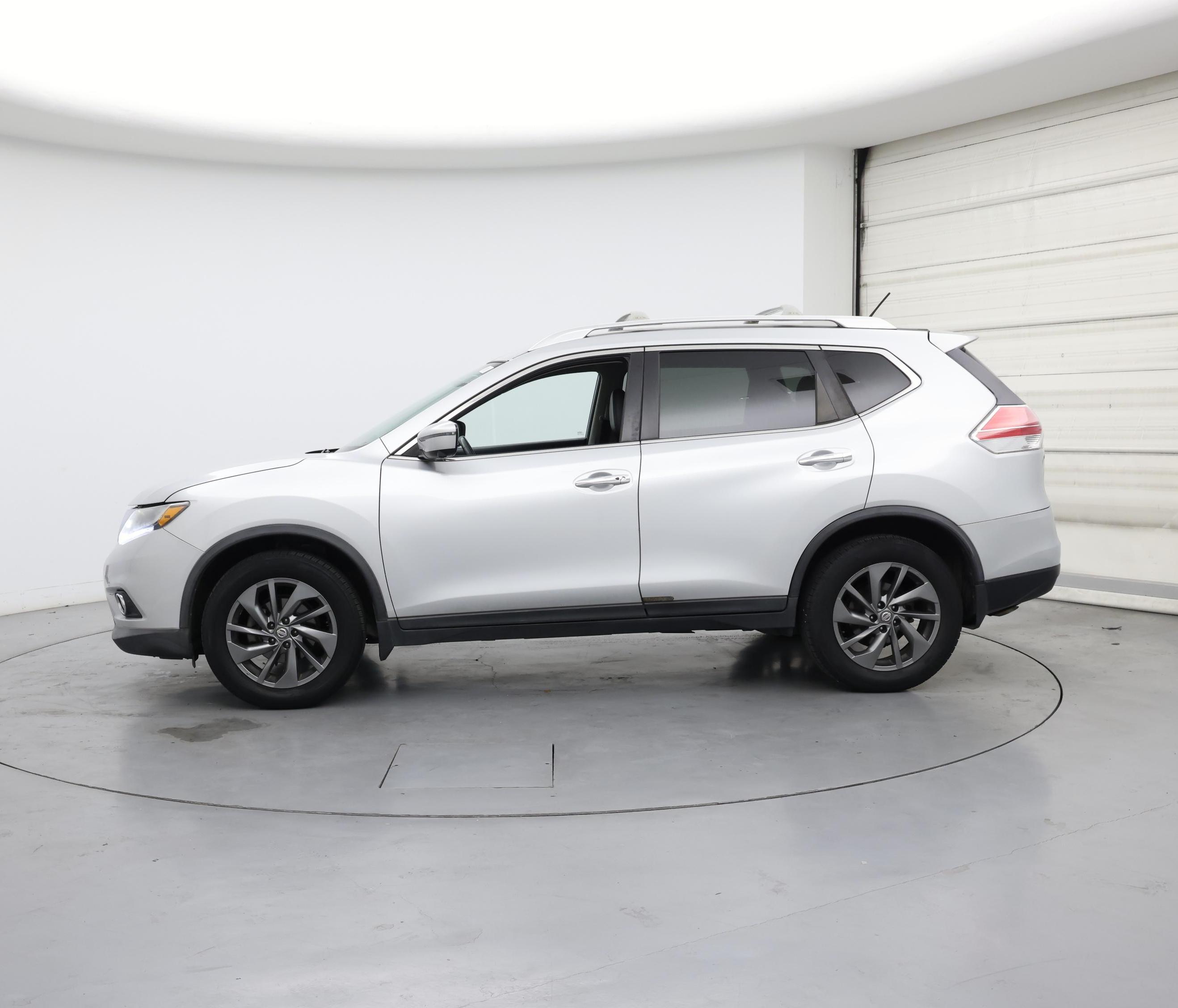 Thumbnail: 2016 Nissan Rogue - 3