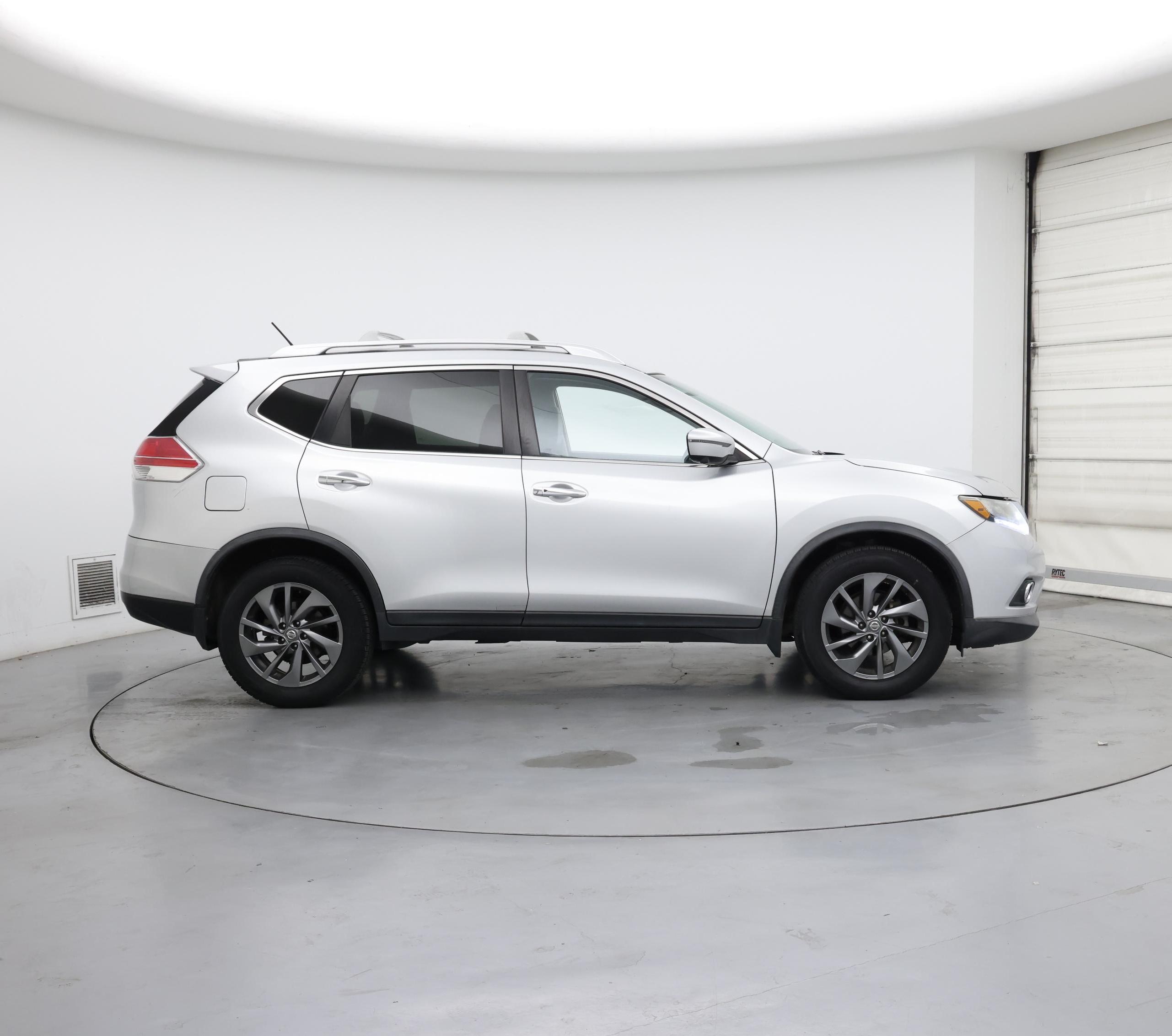 Thumbnail: 2016 Nissan Rogue - 7
