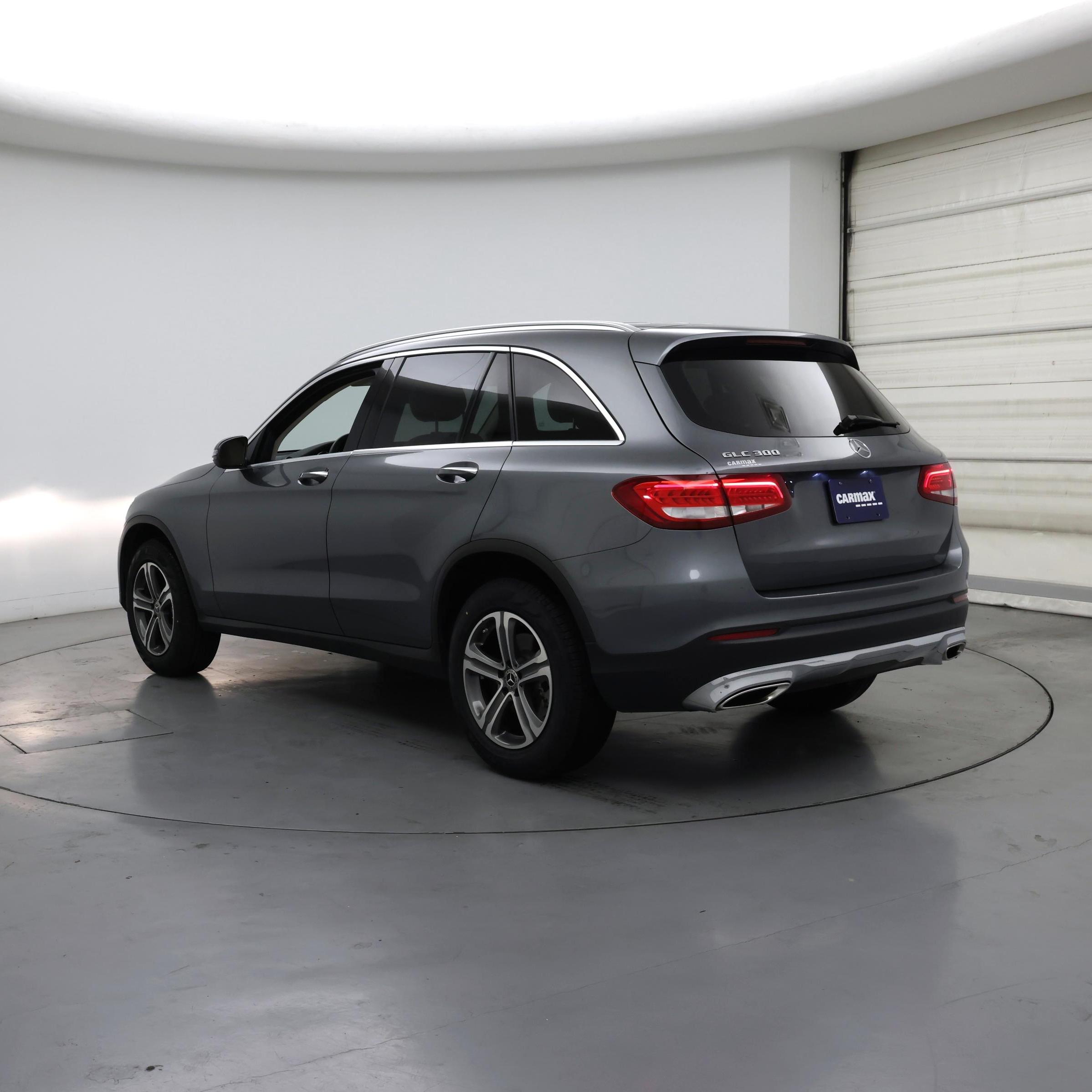 Thumbnail: 2017 Mercedes-Benz GLC - 2