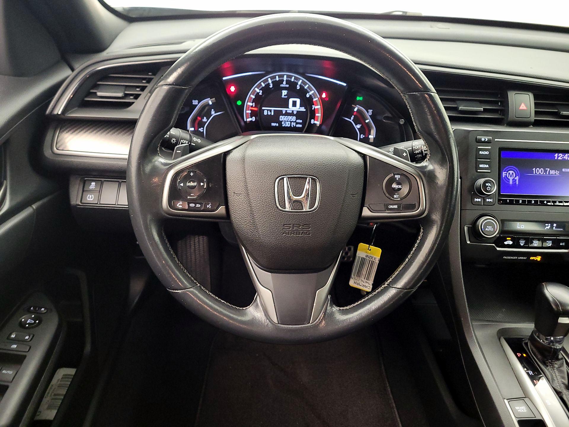 Thumbnail: 2017 Honda Civic - 10