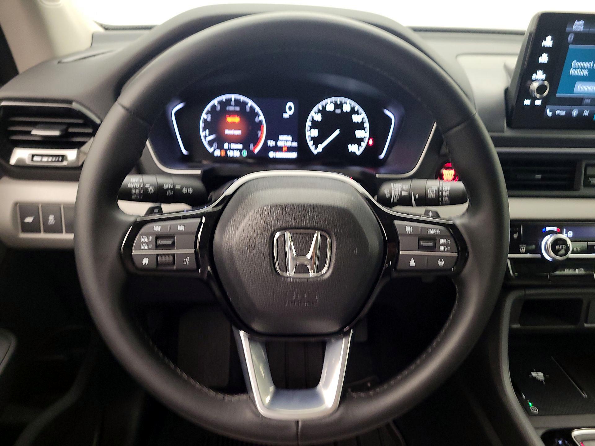 Thumbnail: 2023 Honda Pilot - 10