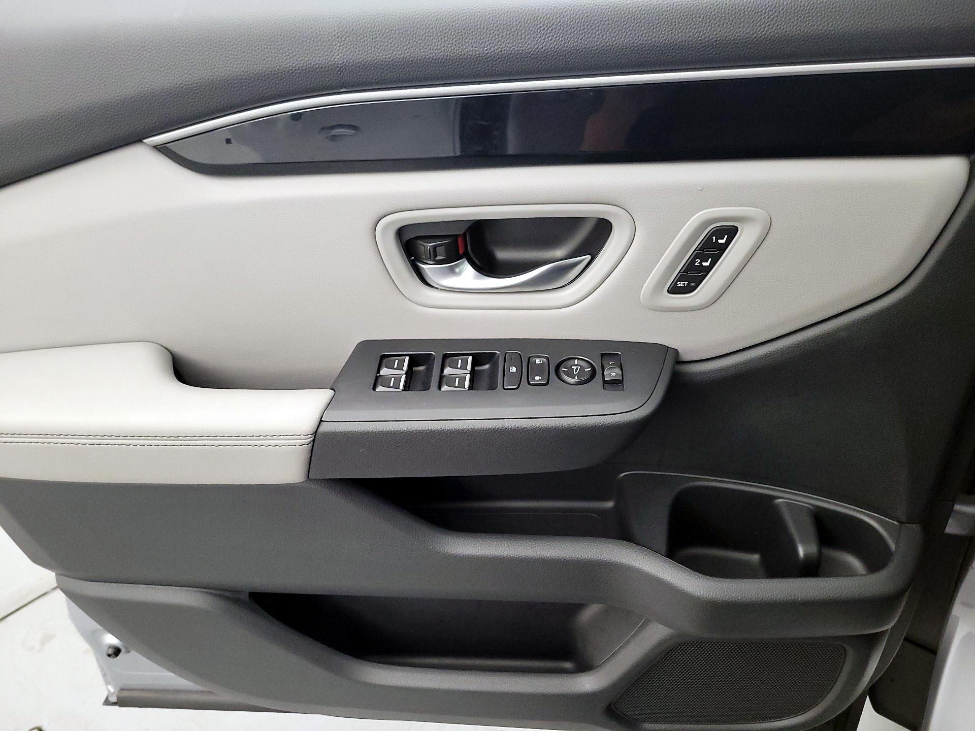 Thumbnail: 2023 Honda Pilot - 12