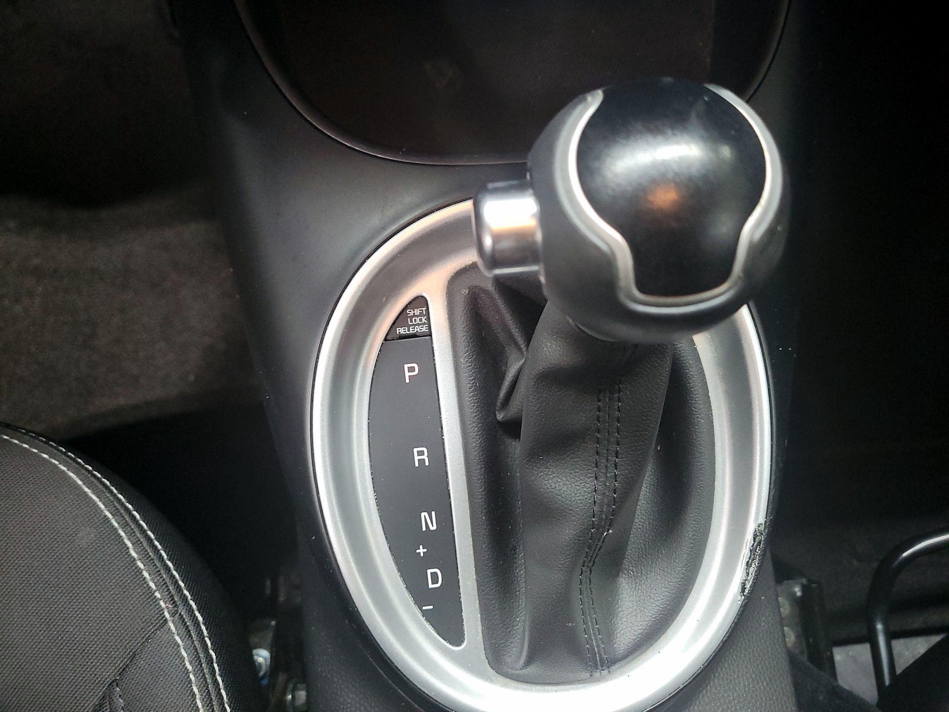 Thumbnail: 2016 Kia Soul - 16